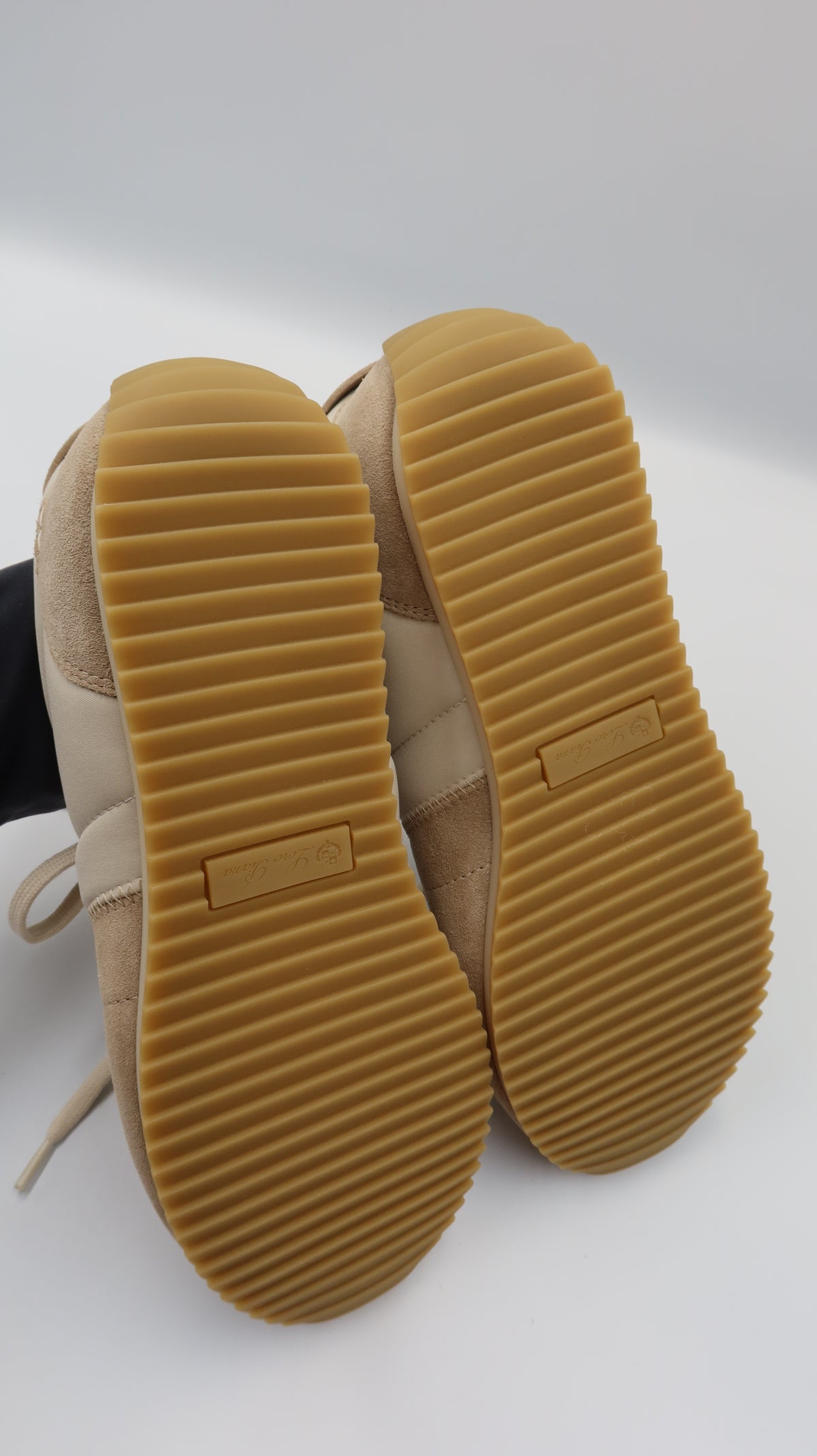 Loro Piana Sneakers (EU38)