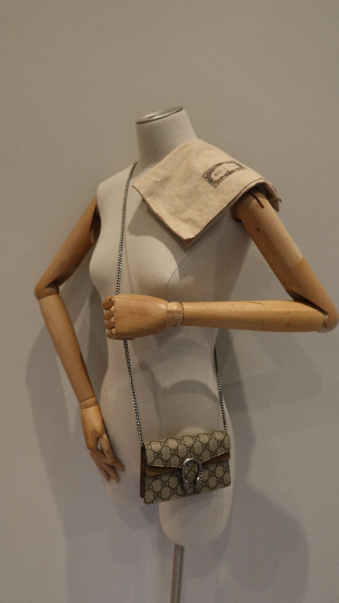 Gucci Super Mini Dionysus Bag