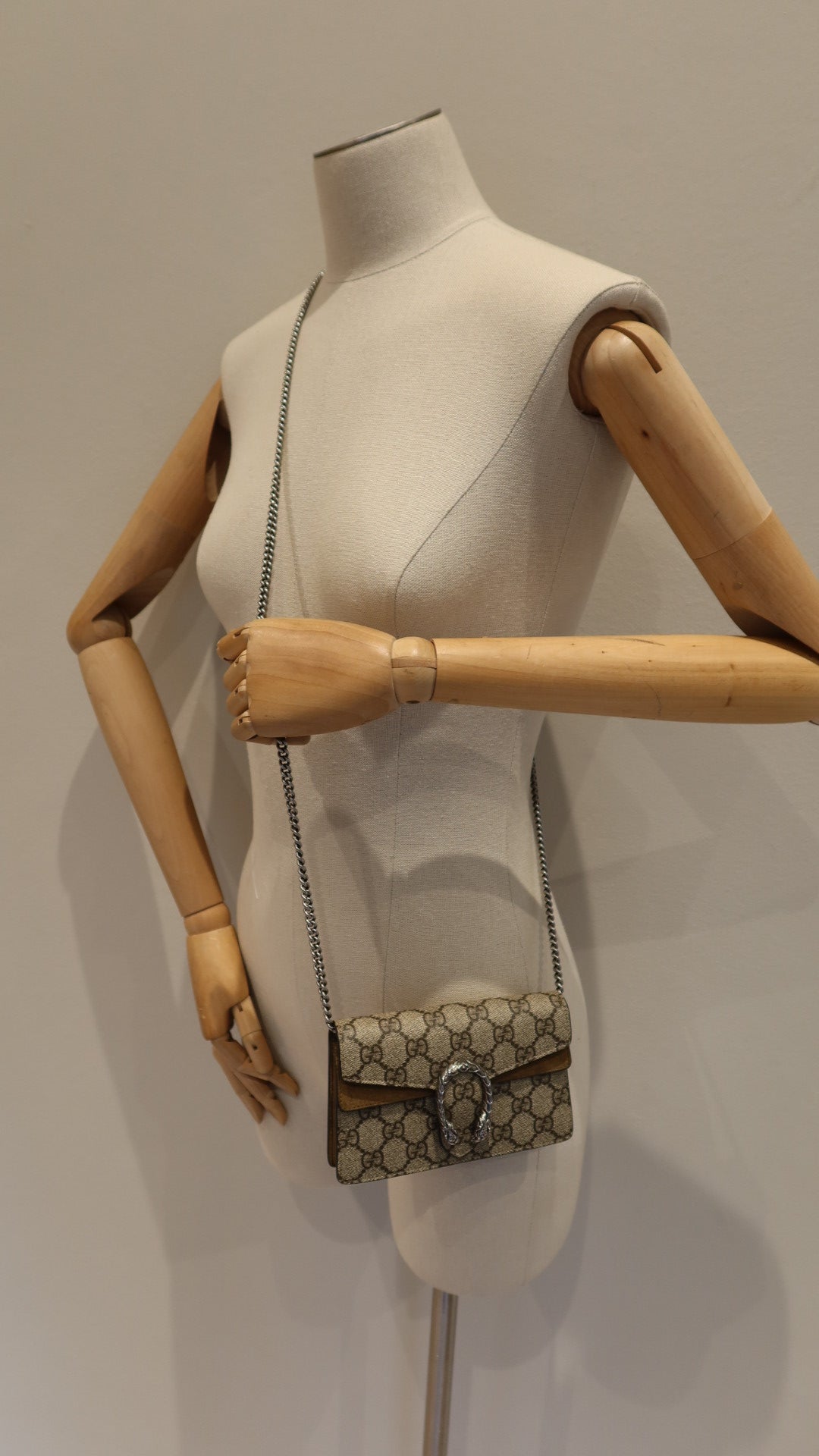Gucci Super Mini Dionysus Bag