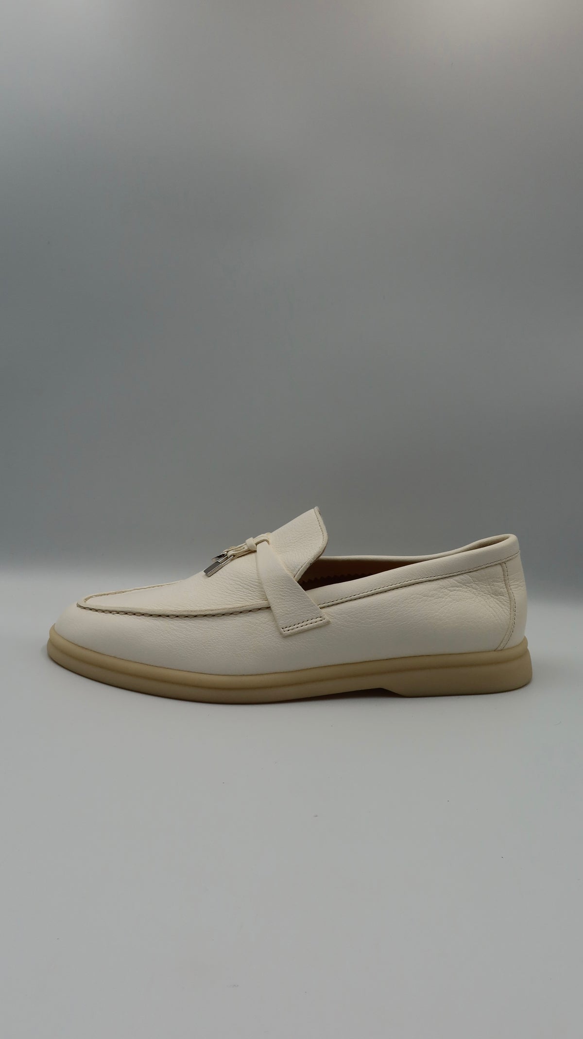 Loro Piana Summer Walks (EU38.5)