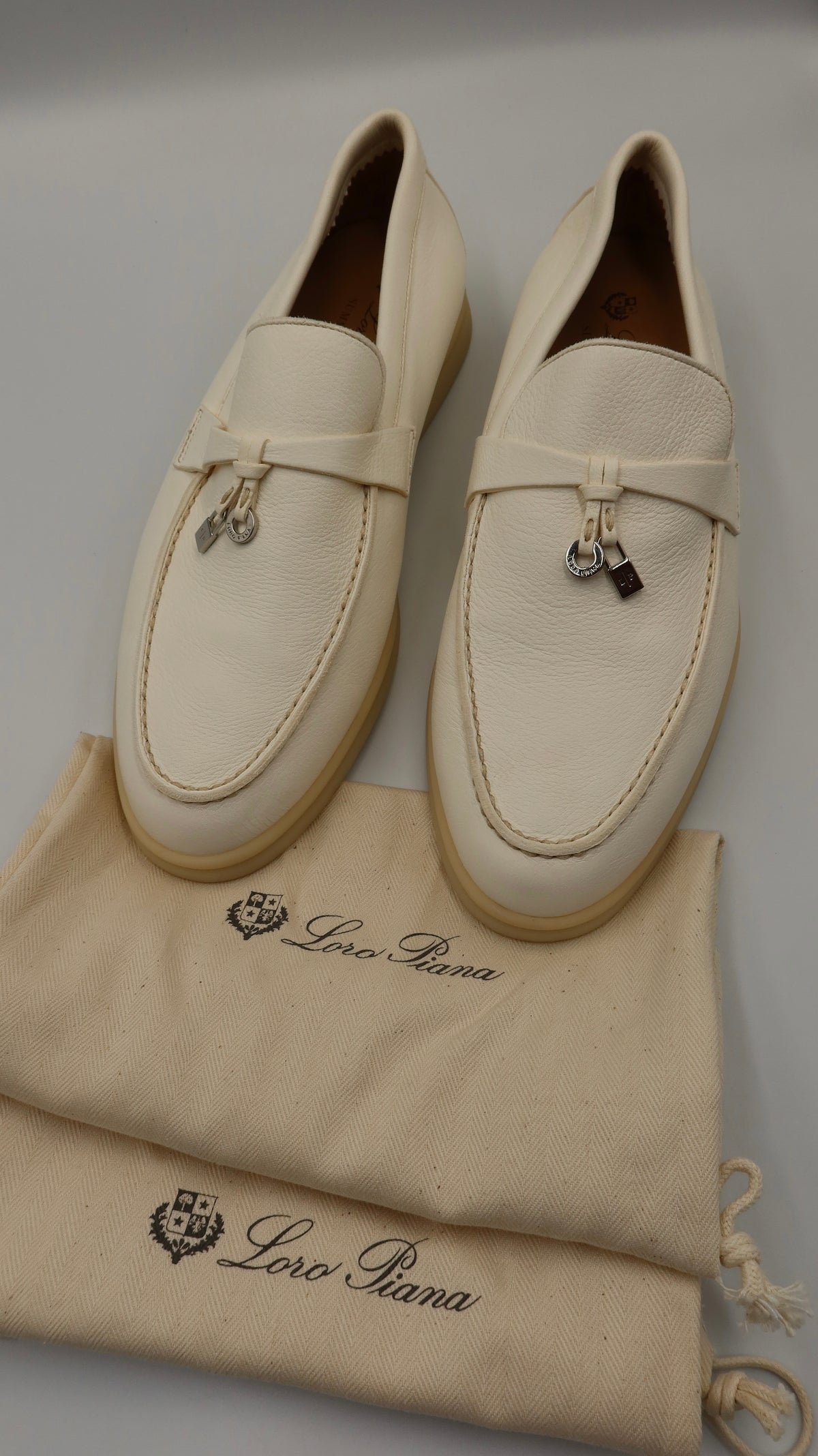 Loro Piana Summer Walks (EU38.5)
