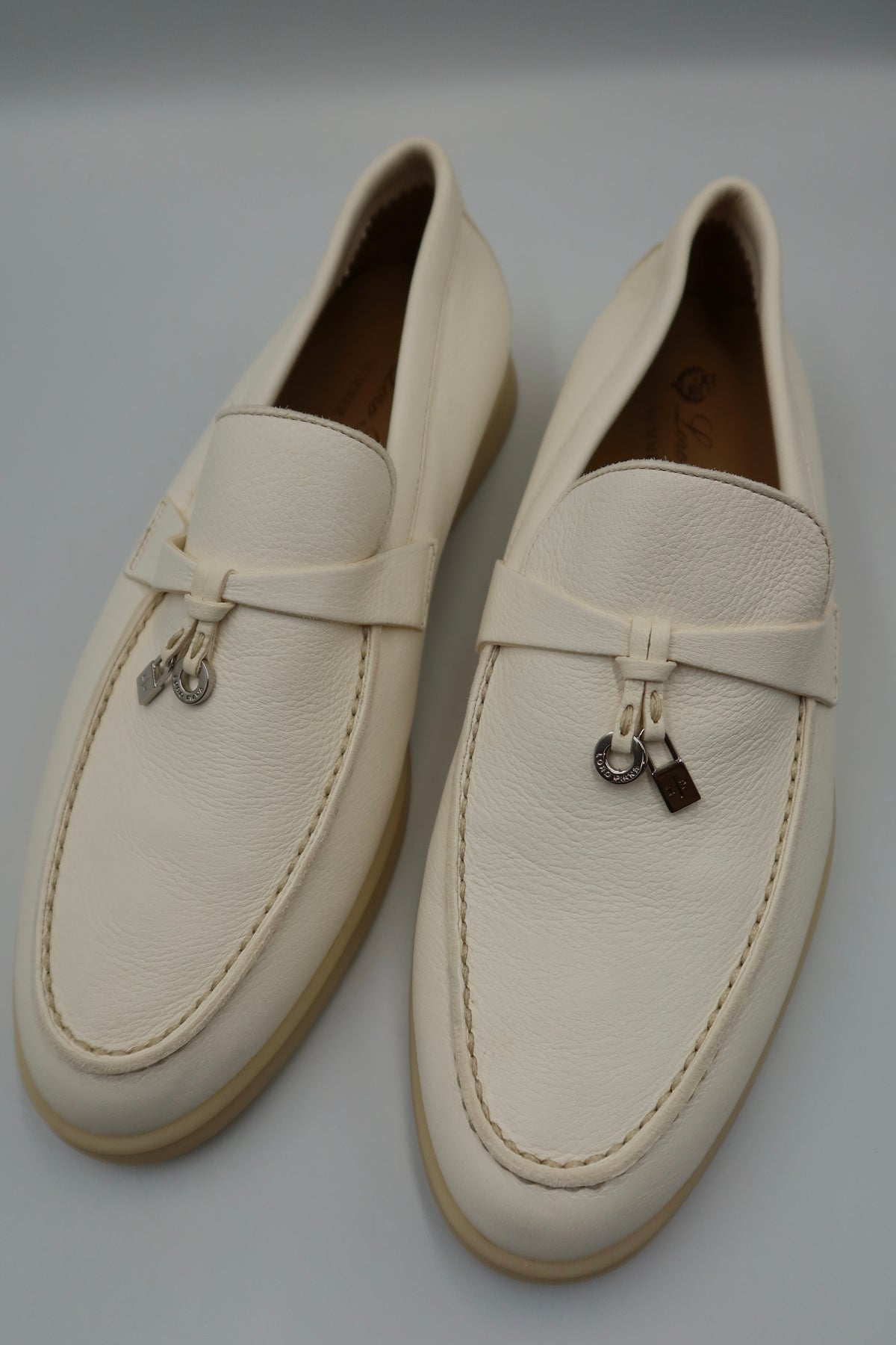 Loro Piana Summer Walks (EU38.5)