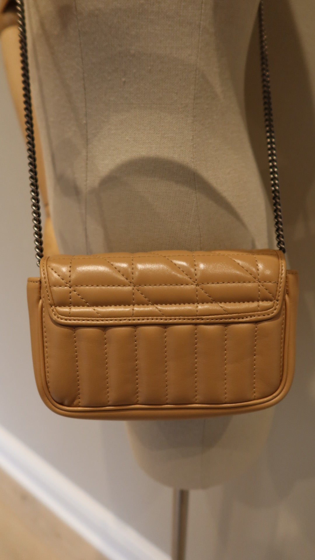 Gucci Mini Marmont Bag