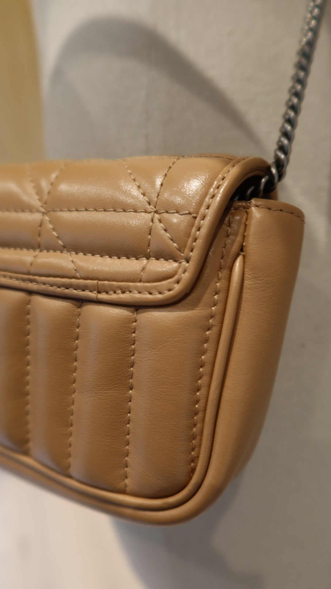 Gucci Mini Marmont Bag