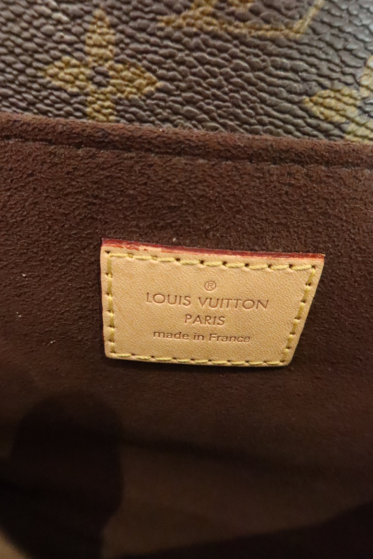 Louis Vuitton Pochette Metis Bag