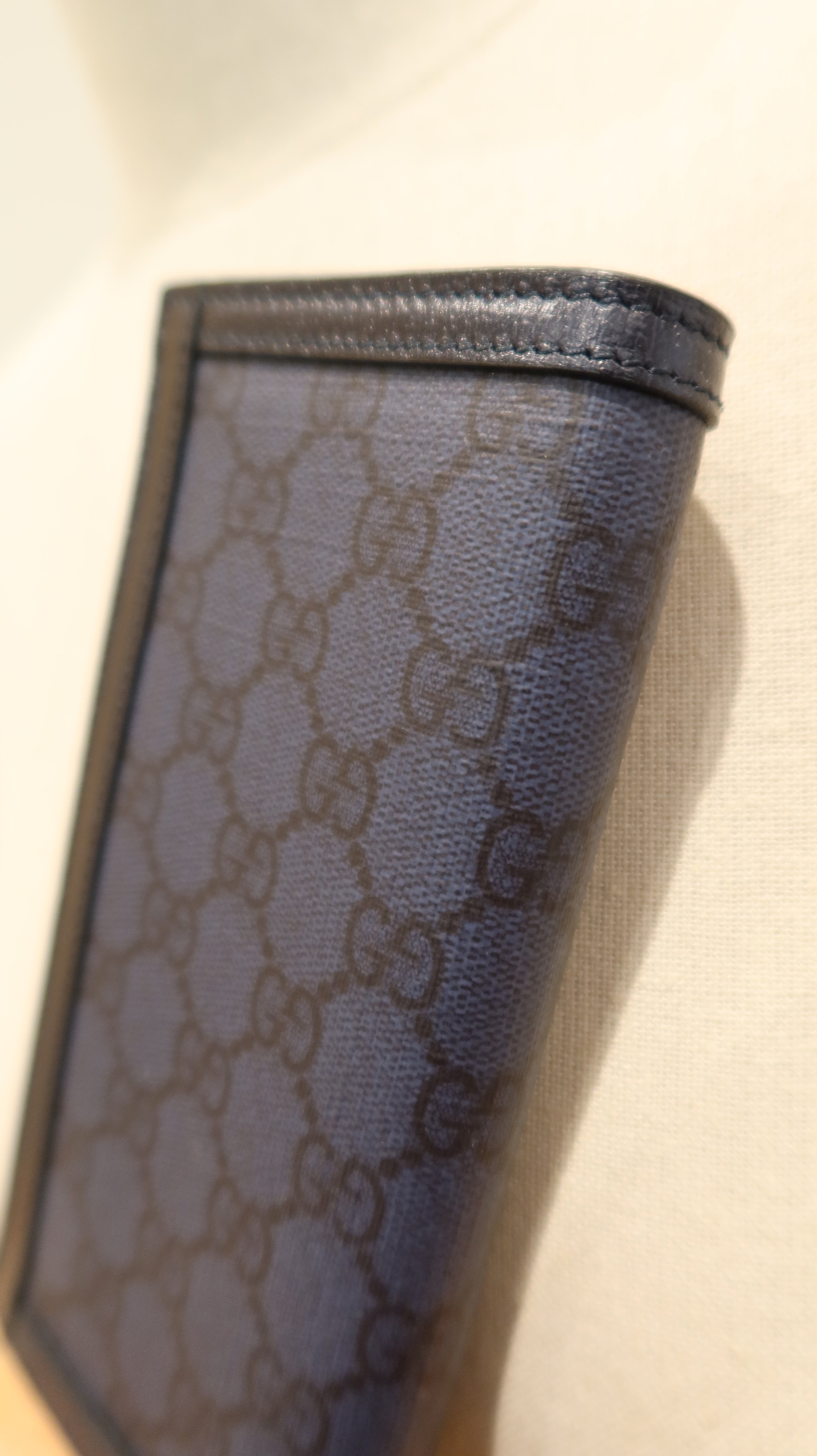 Gucci Bi Fold Wallet