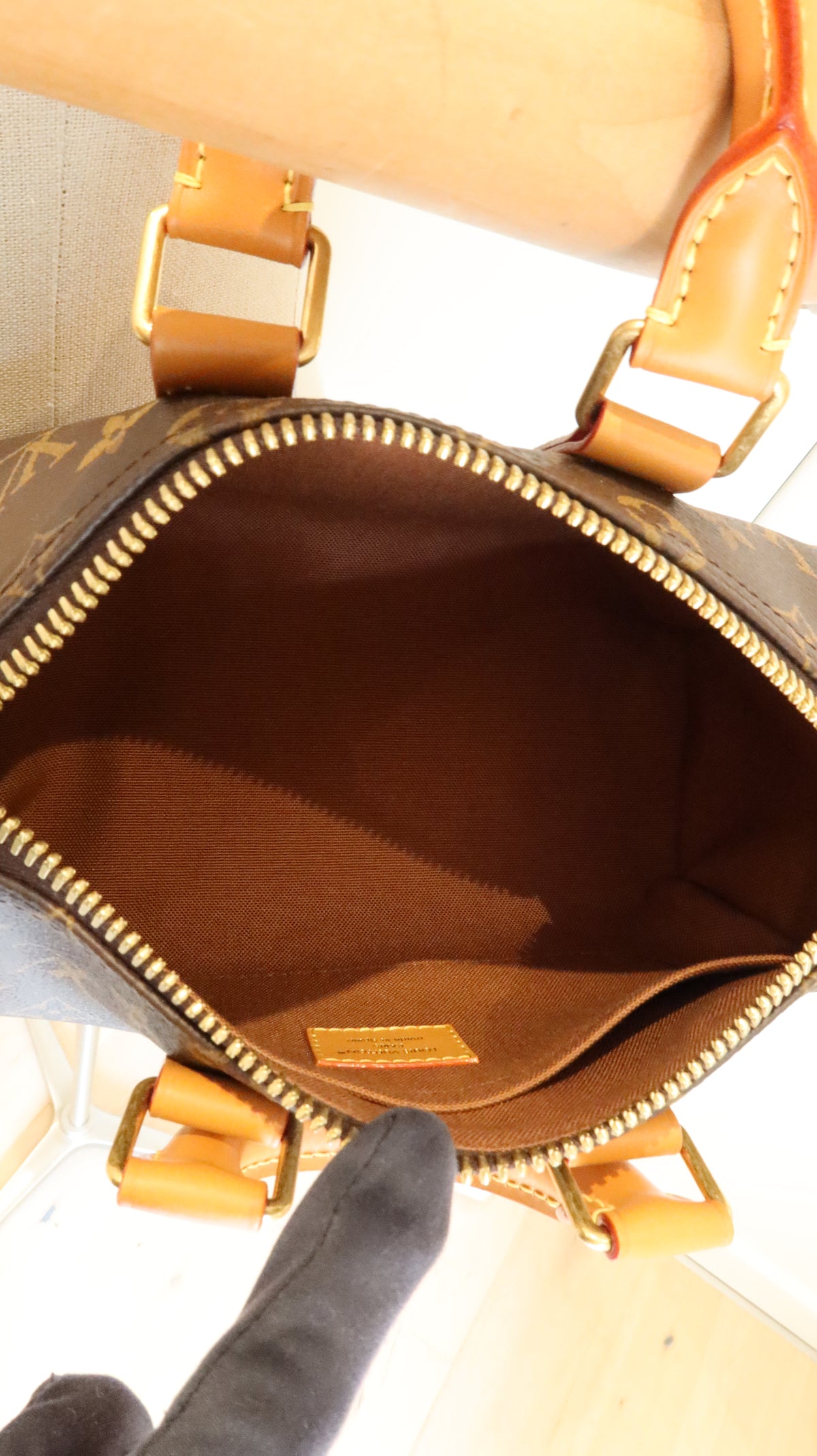 Louis Vuitton Keepall Bandoulière 25