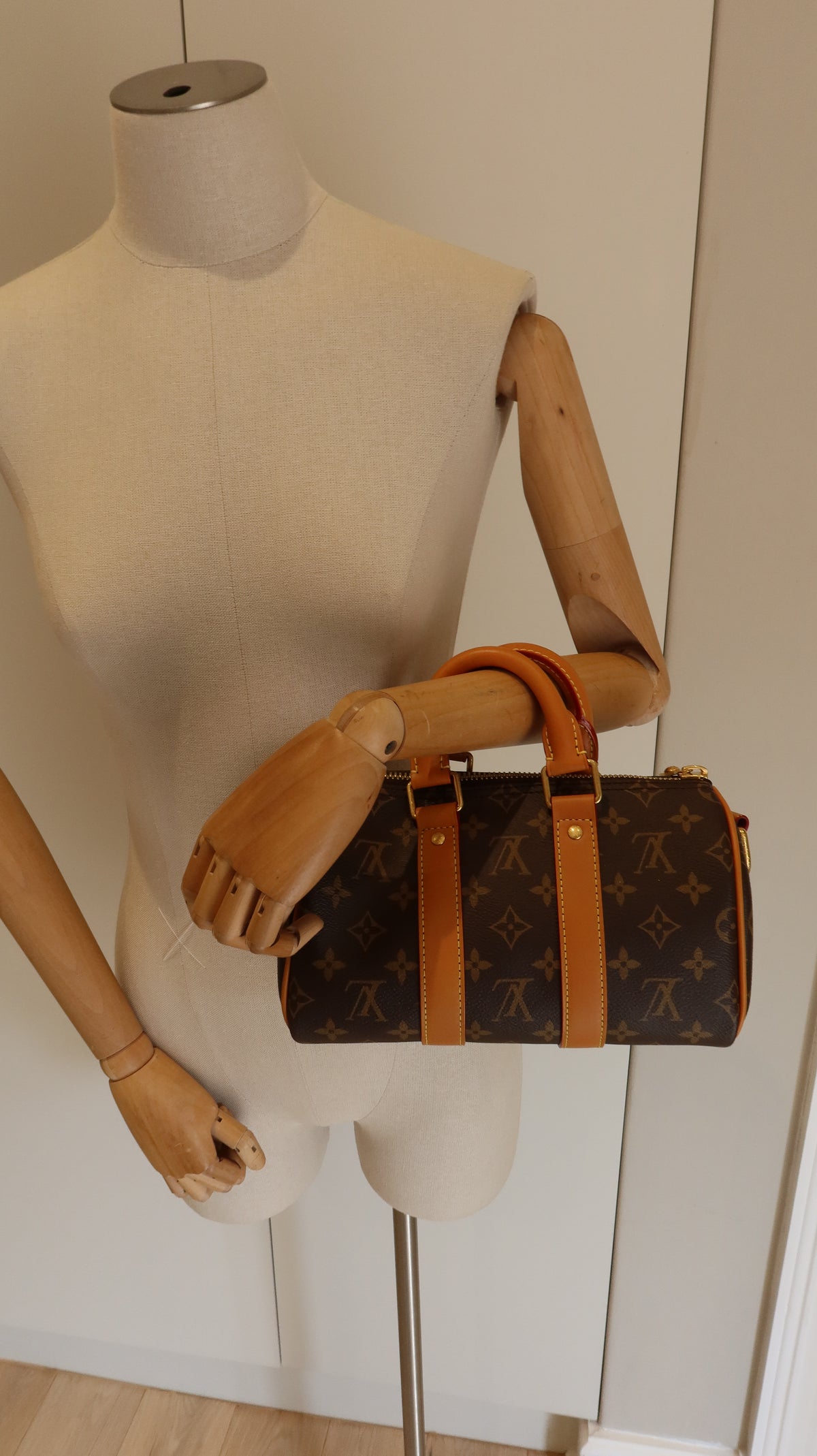 Louis Vuitton Keepall Bandoulière 25