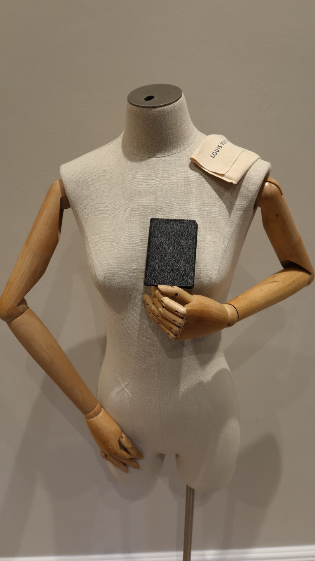 Louis Vuitton Cardholder