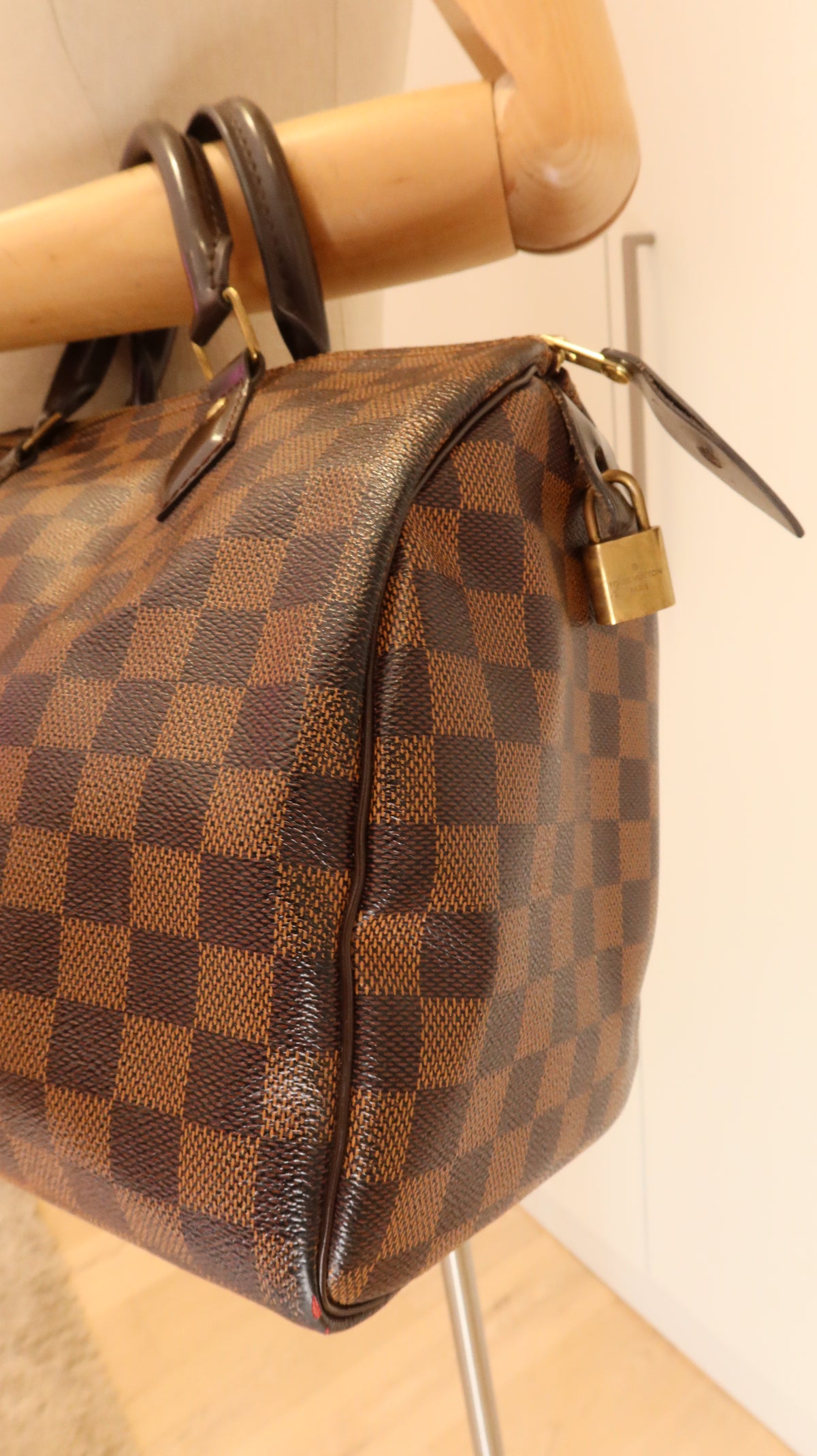 Louis Vuitton Speedy 30