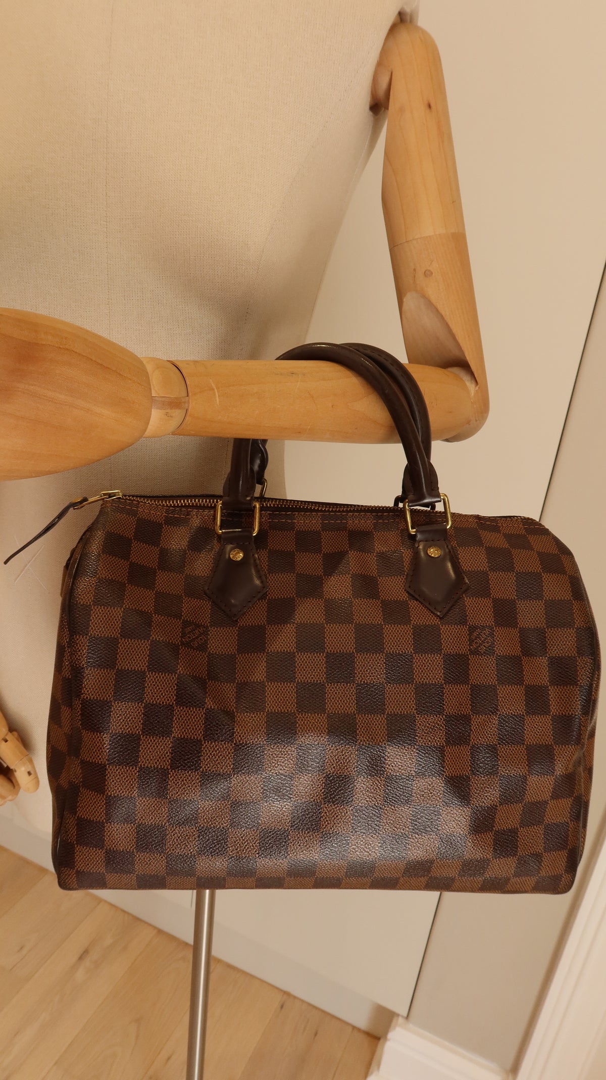 Louis Vuitton Speedy 30