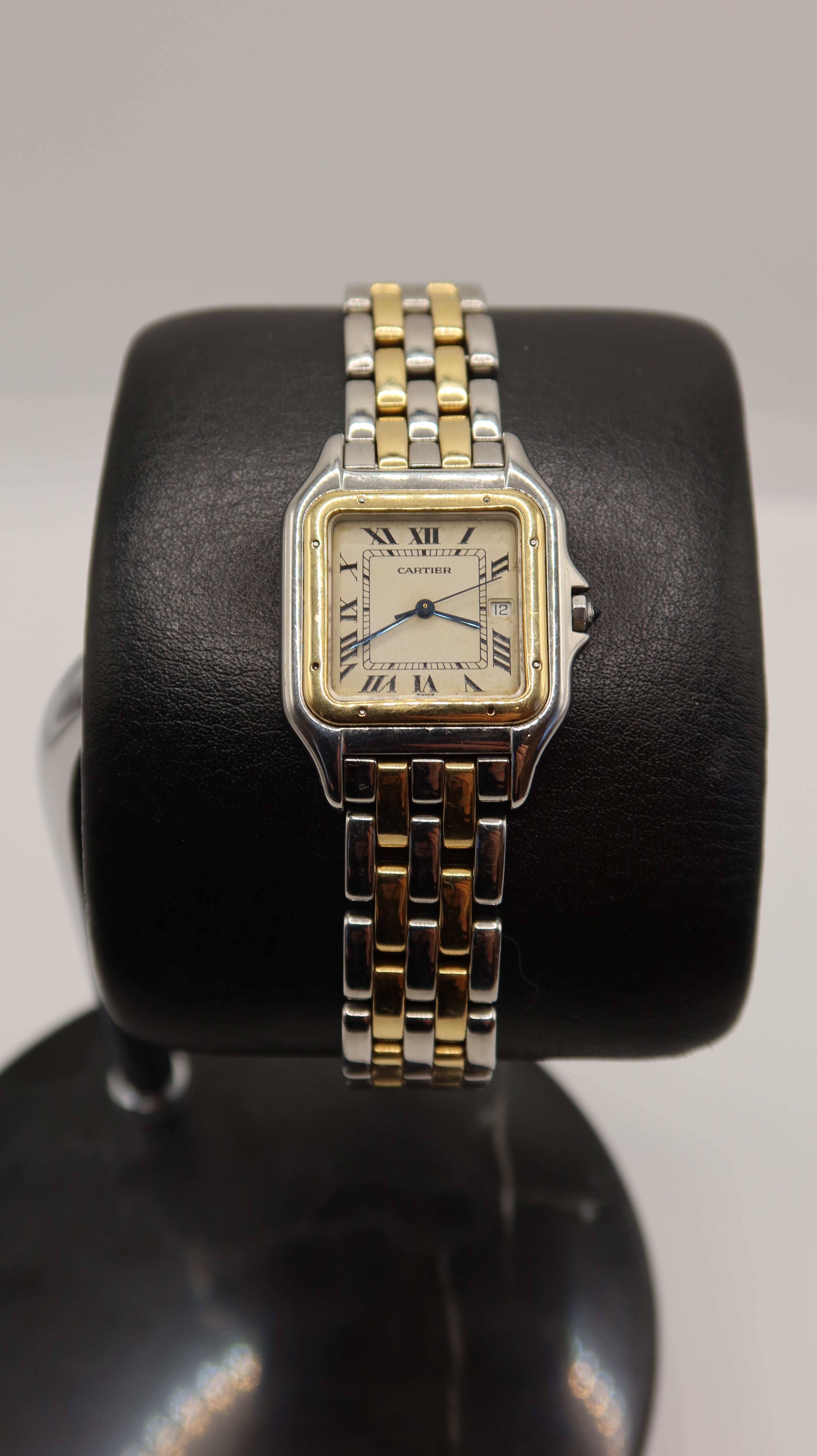 Cartier Panthere Watch (29mm)