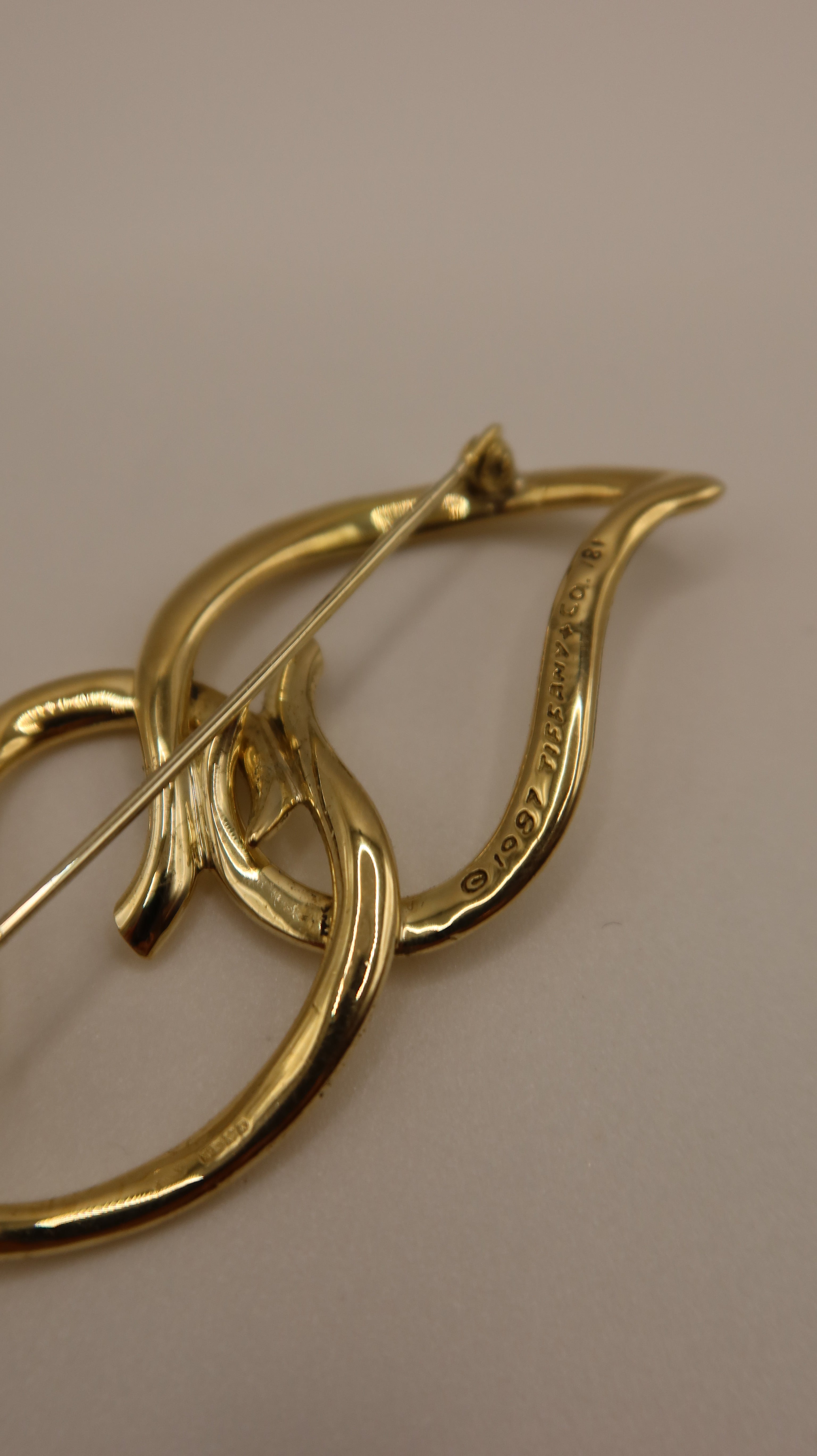 Tiffany & Co 18K Yellow Gold Brooch