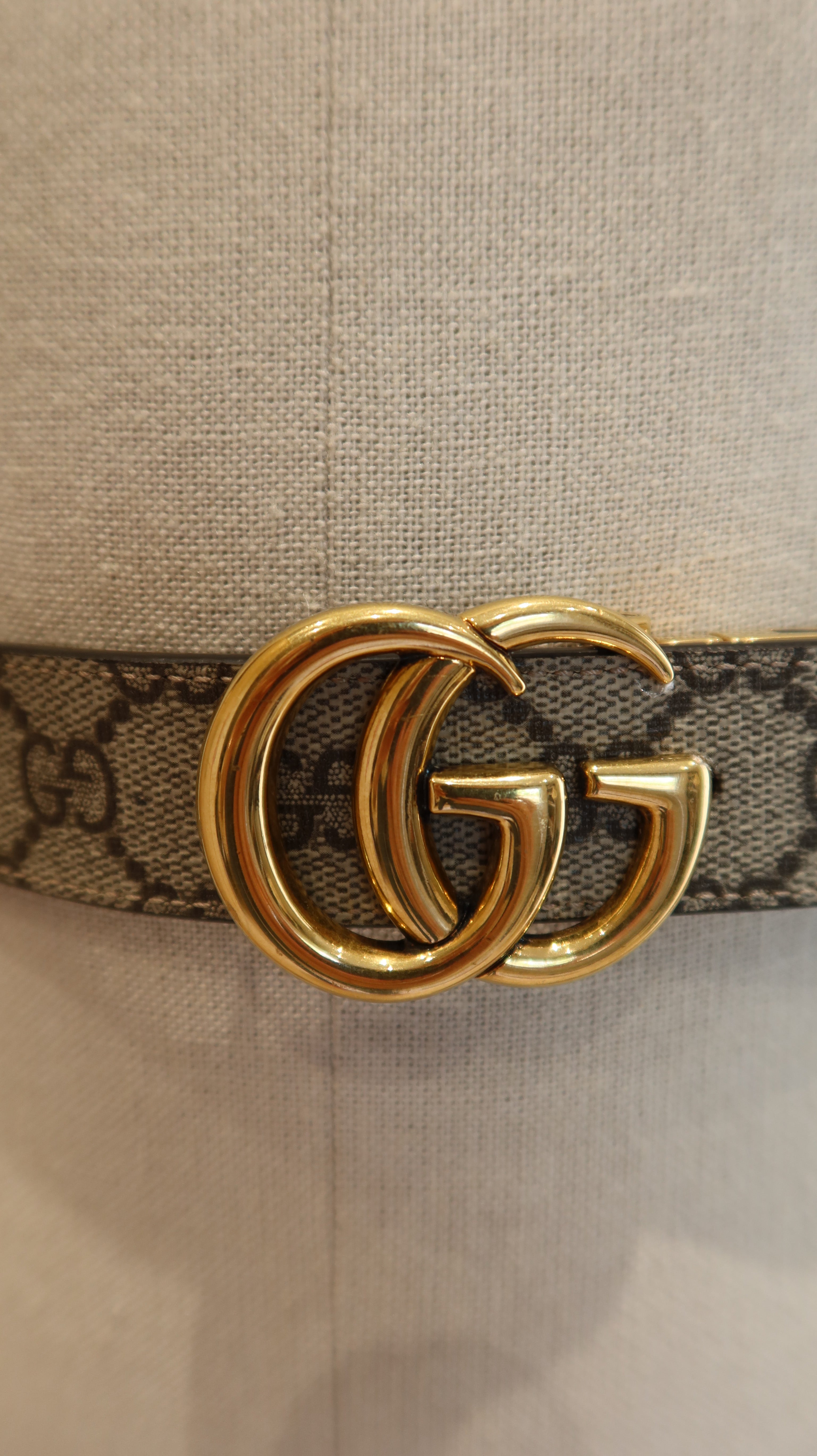 Gucci Reversible Belt (95/38)
