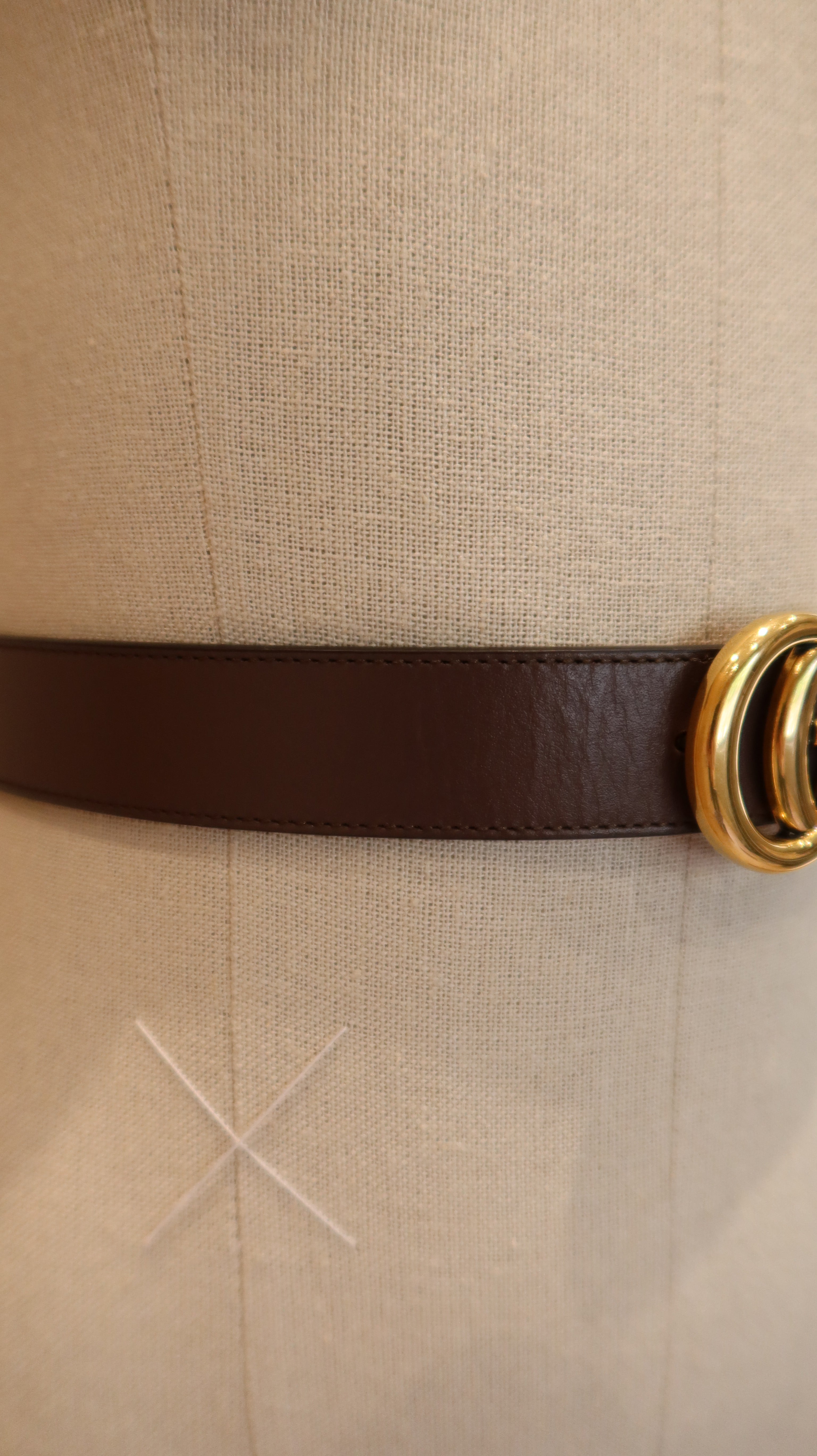 Gucci Reversible Belt (95/38)
