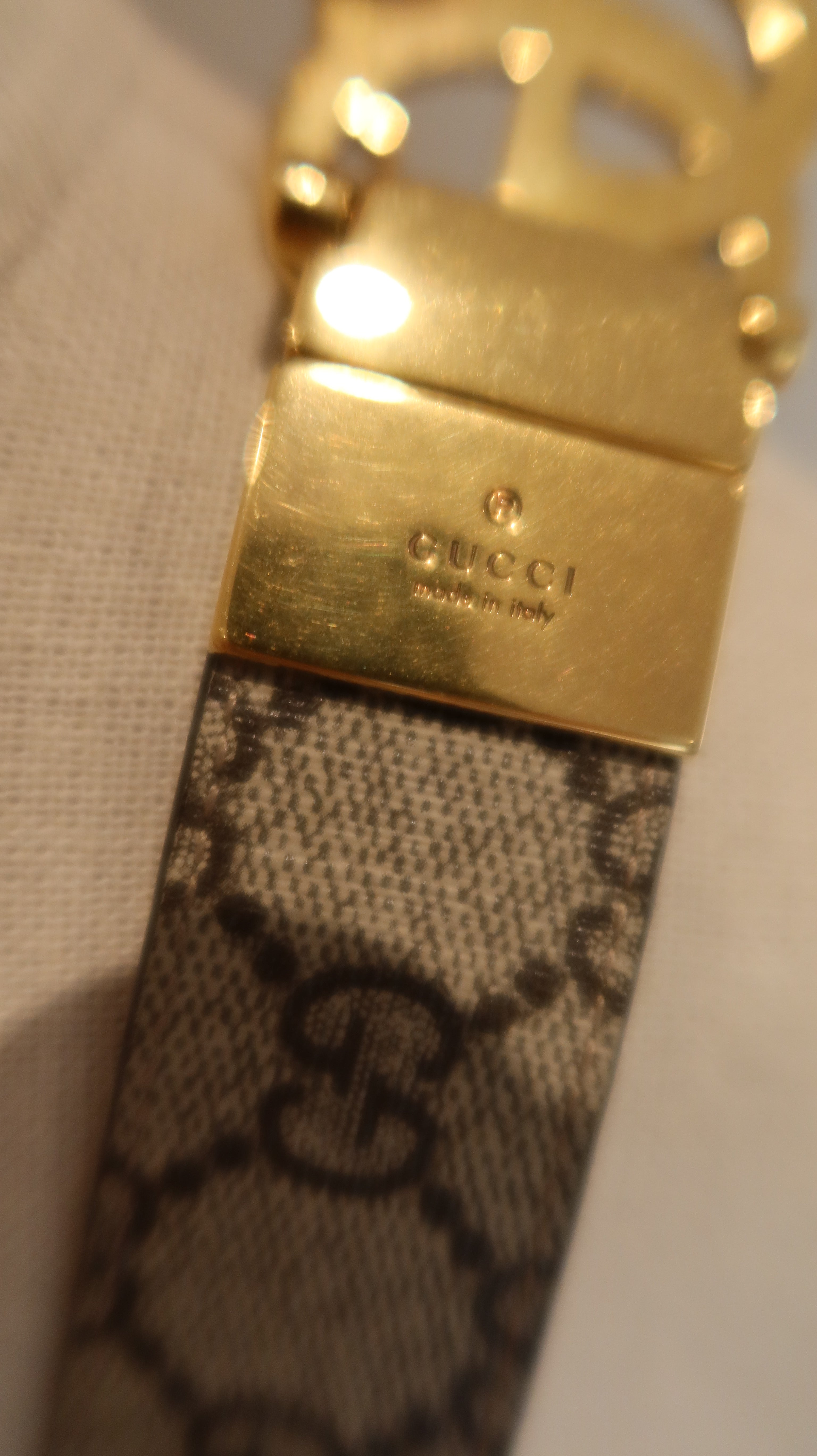 Gucci Reversible Belt (95/38)