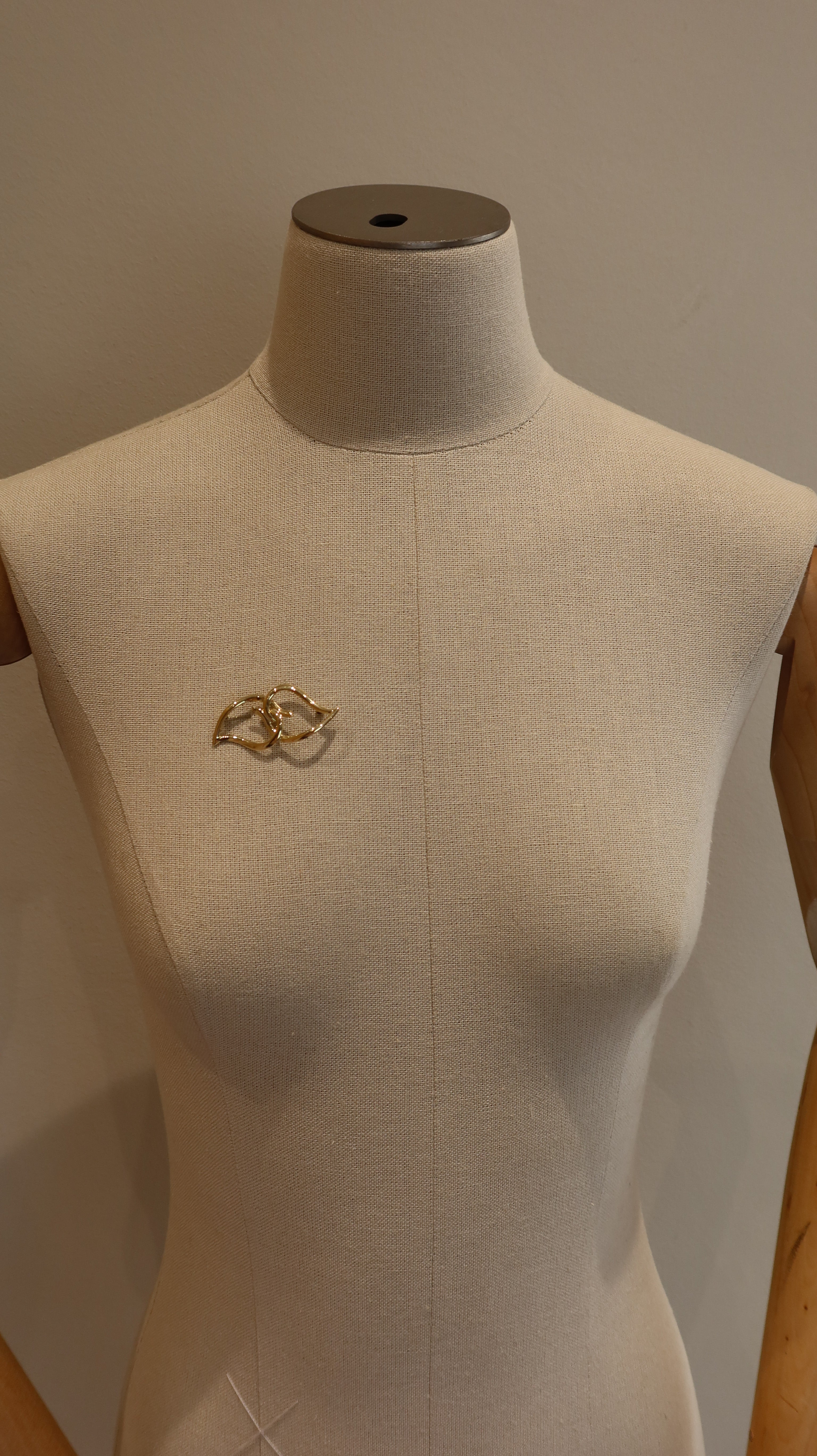 Tiffany & Co 18K Yellow Gold Brooch