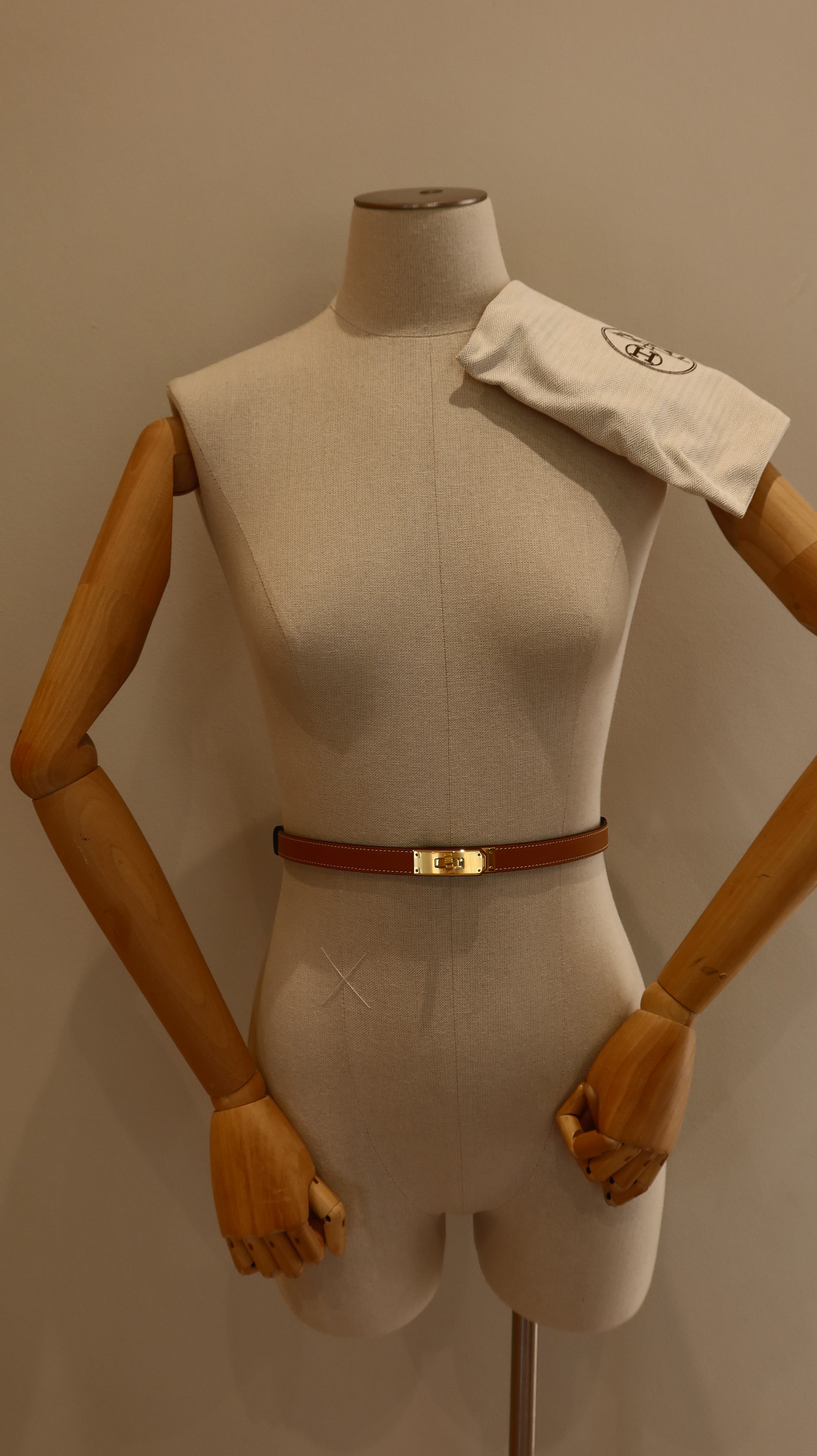 Hermès Kelly Belt (Adjustable/Store Fresh)