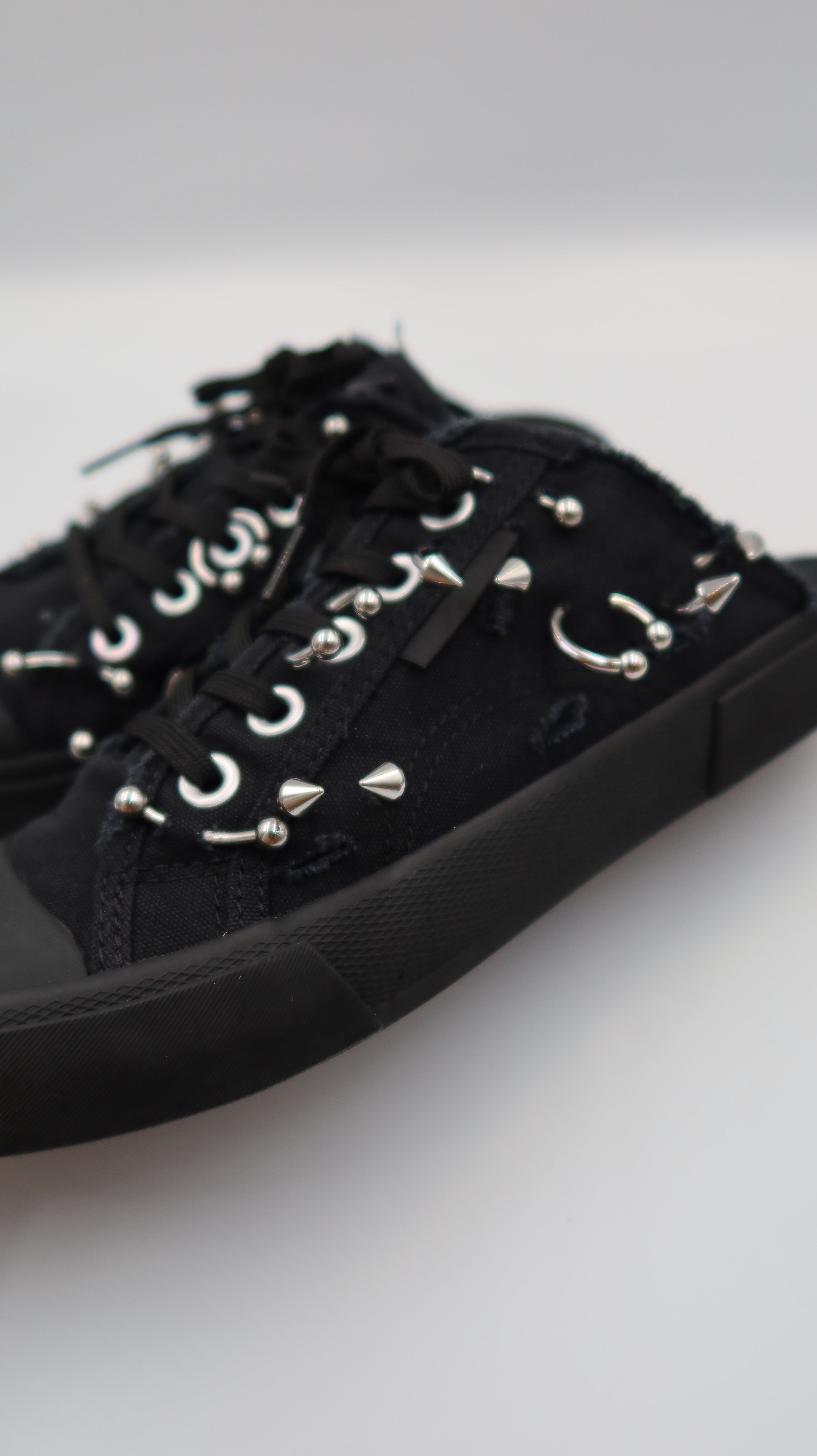 Balenciaga Paris Mule Sneakers (EU40)