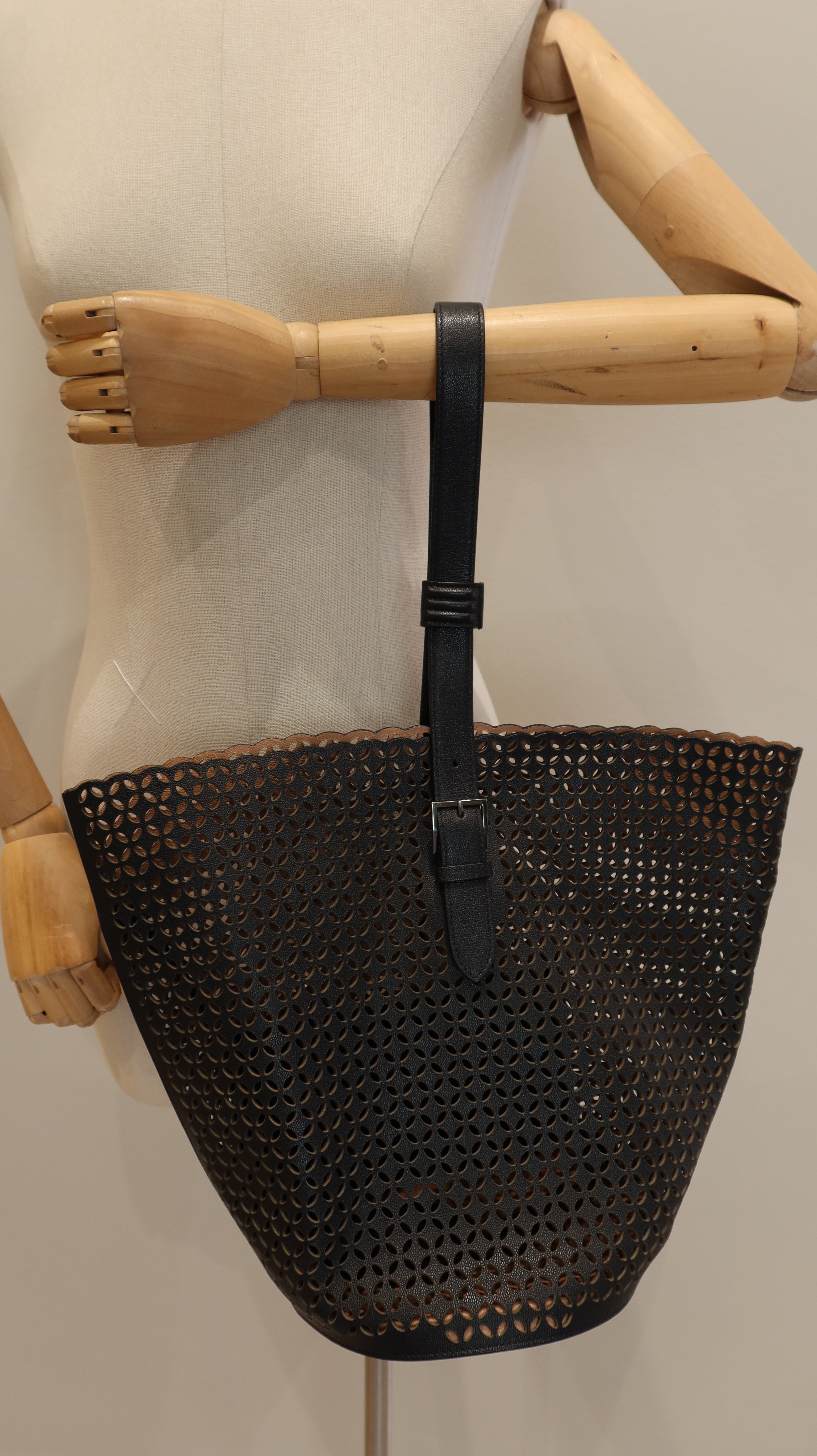 ALAÏA Rose Marie Bucket Bag