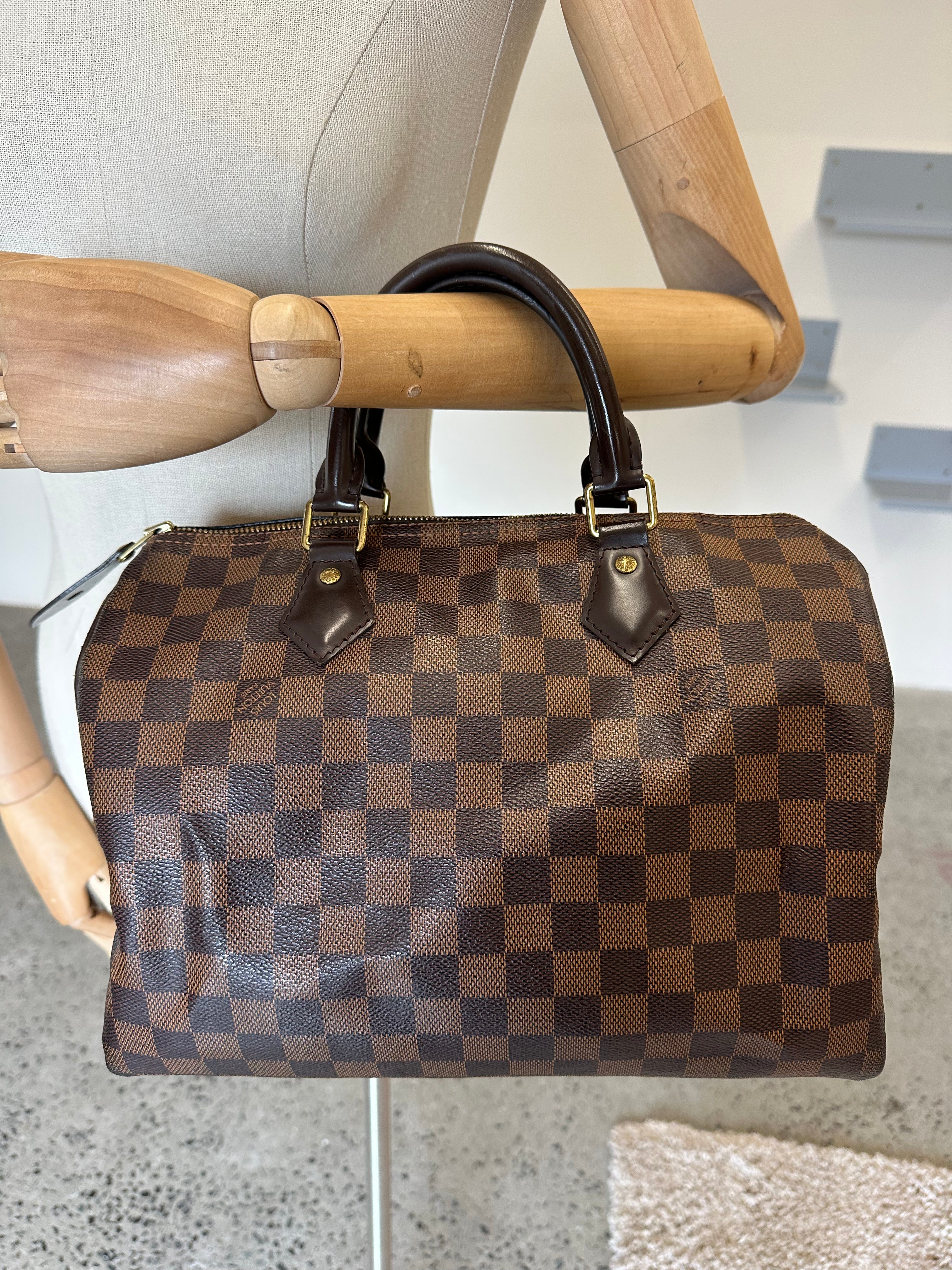 Louis Vuitton Speedy 30