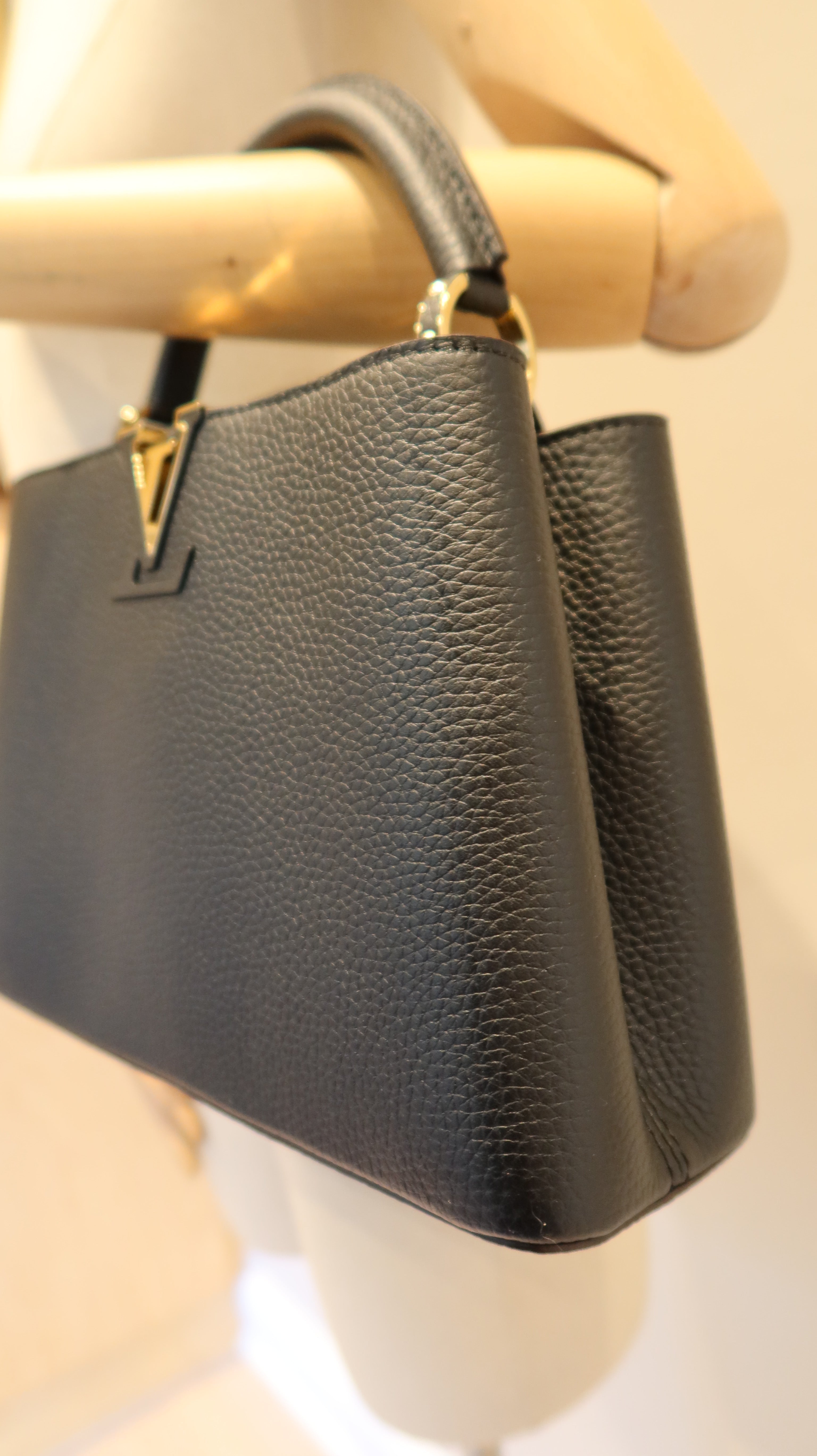 Louis Vuitton Capucines BB