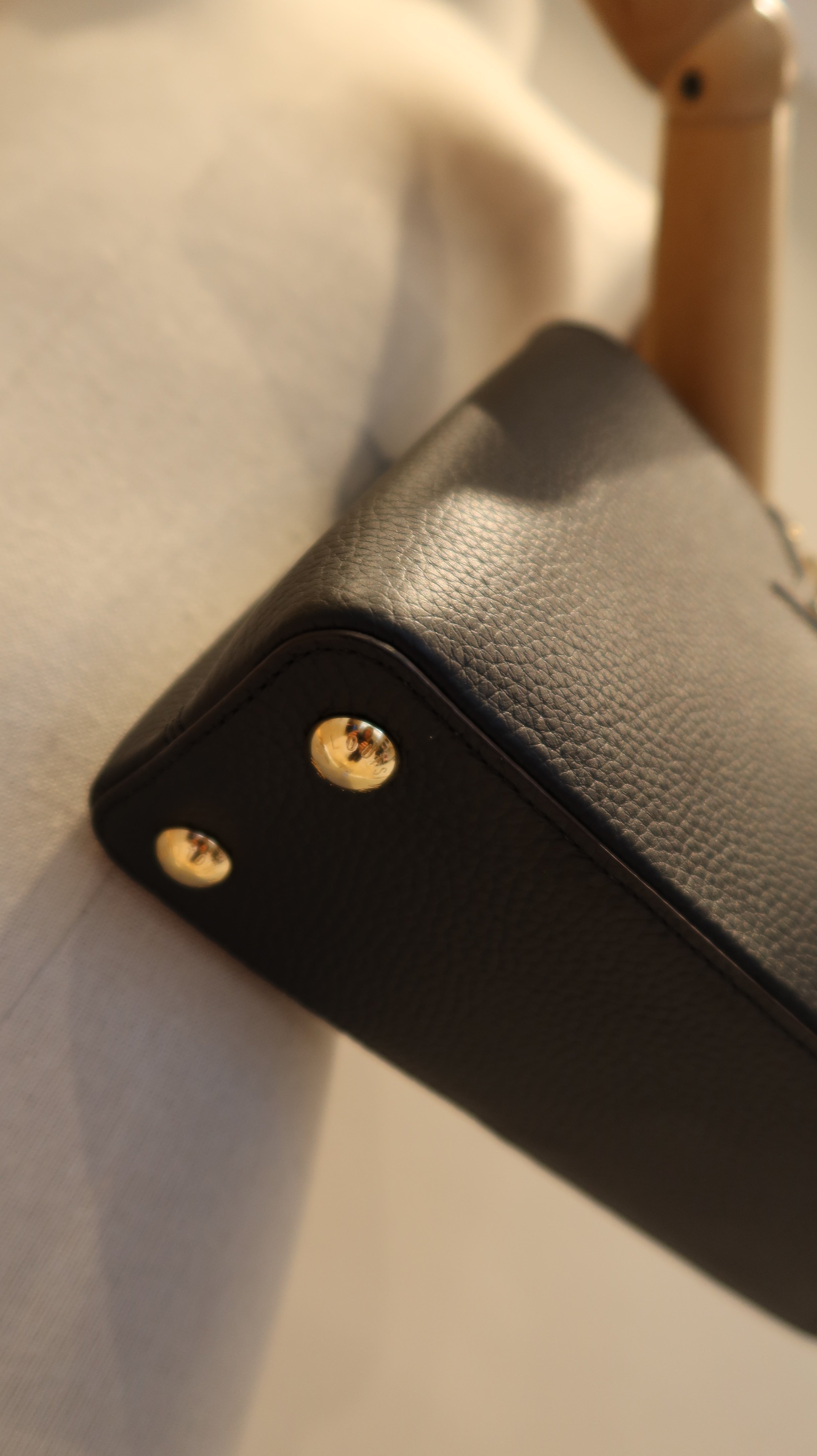 Louis Vuitton Capucines BB