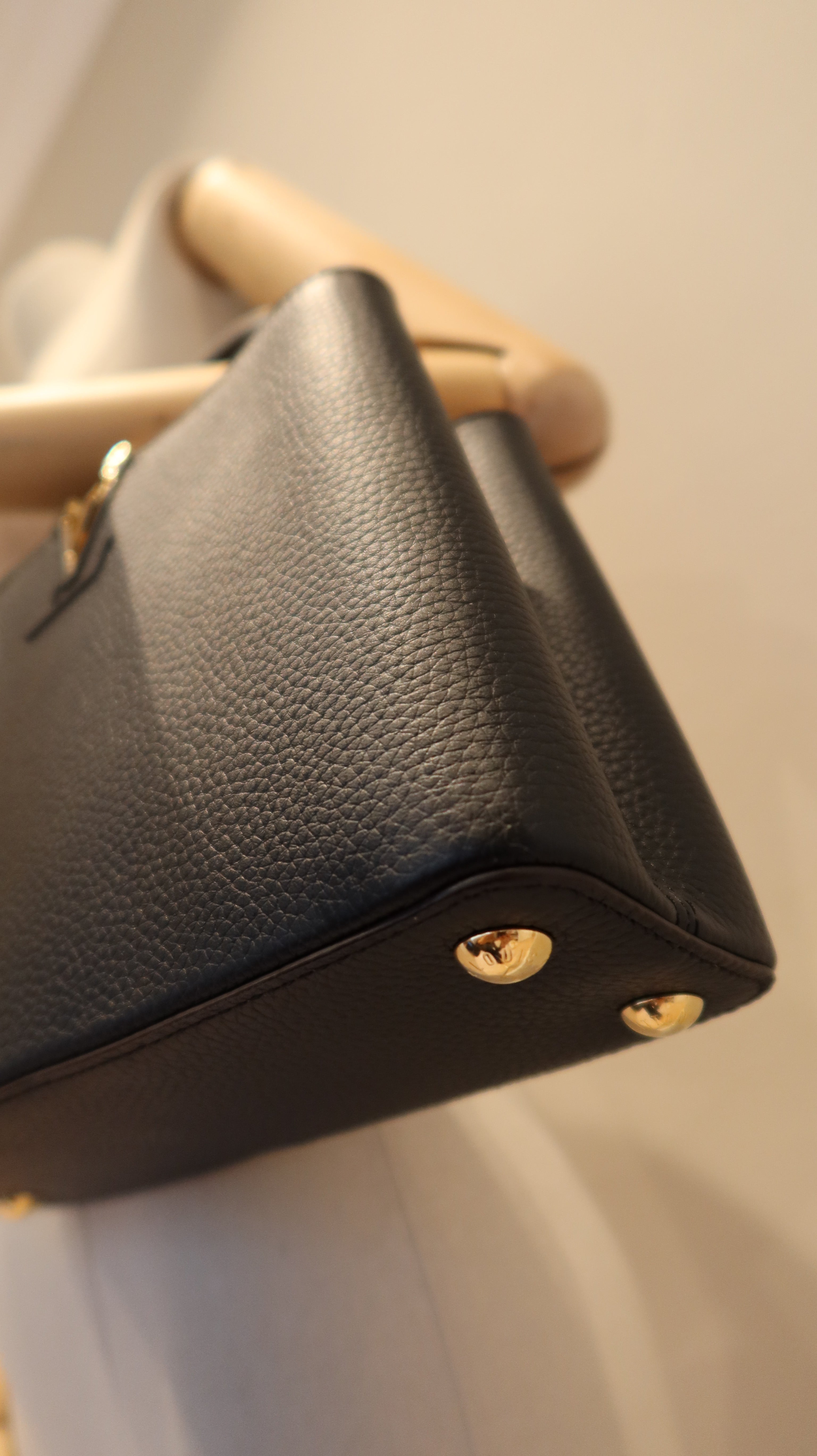Louis Vuitton Capucines BB