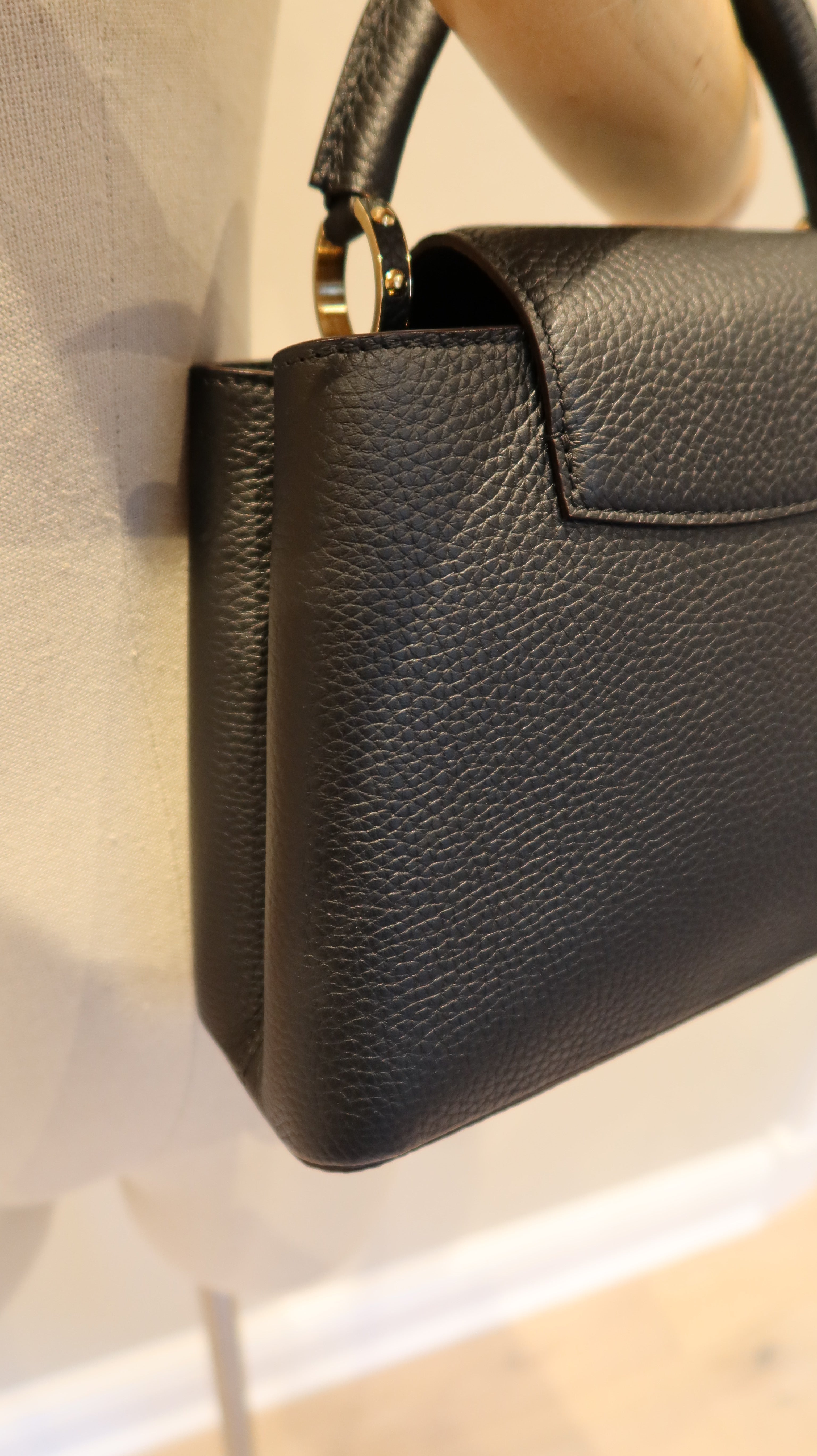 Louis Vuitton Capucines BB