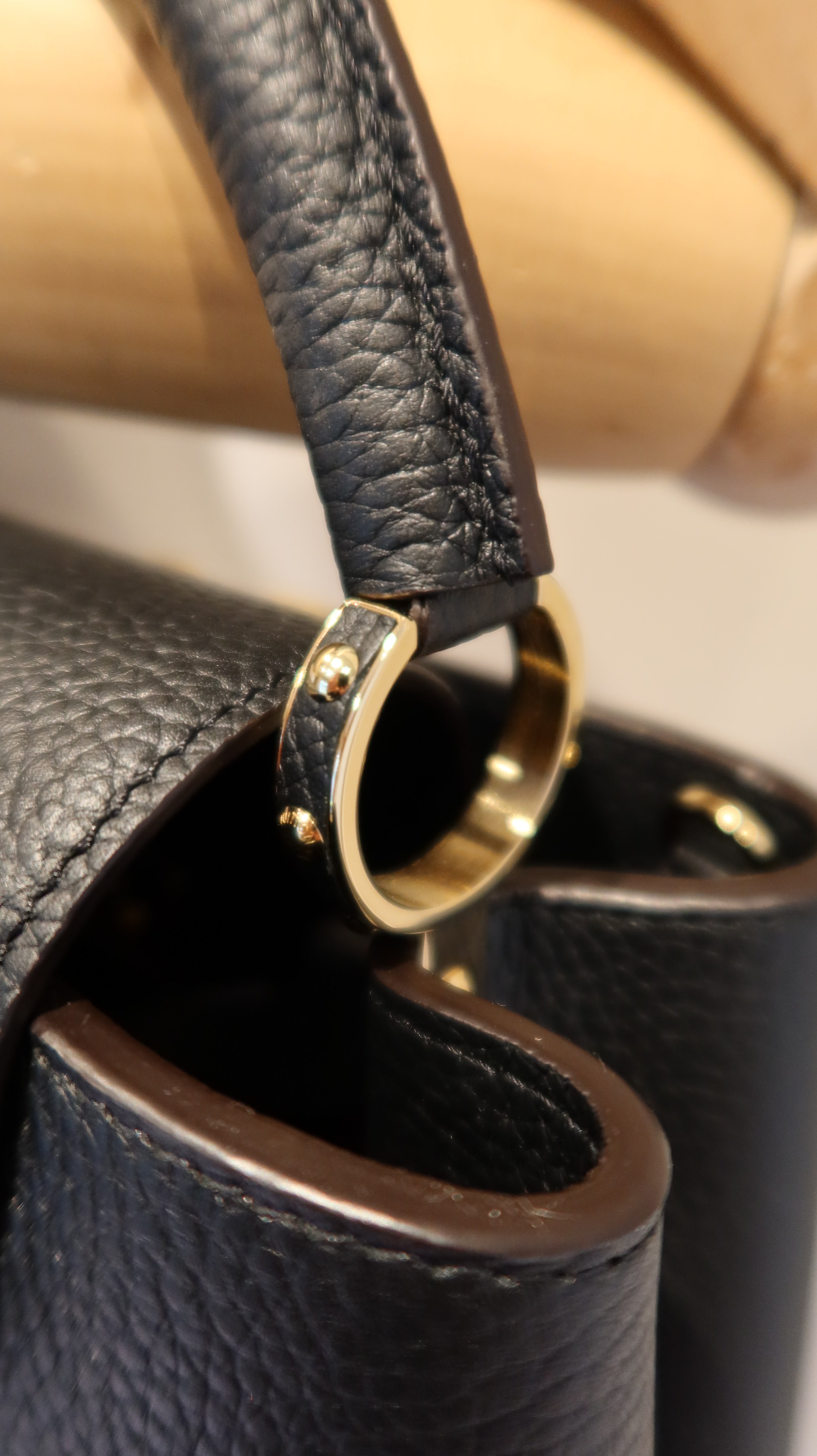 Louis Vuitton Capucines BB