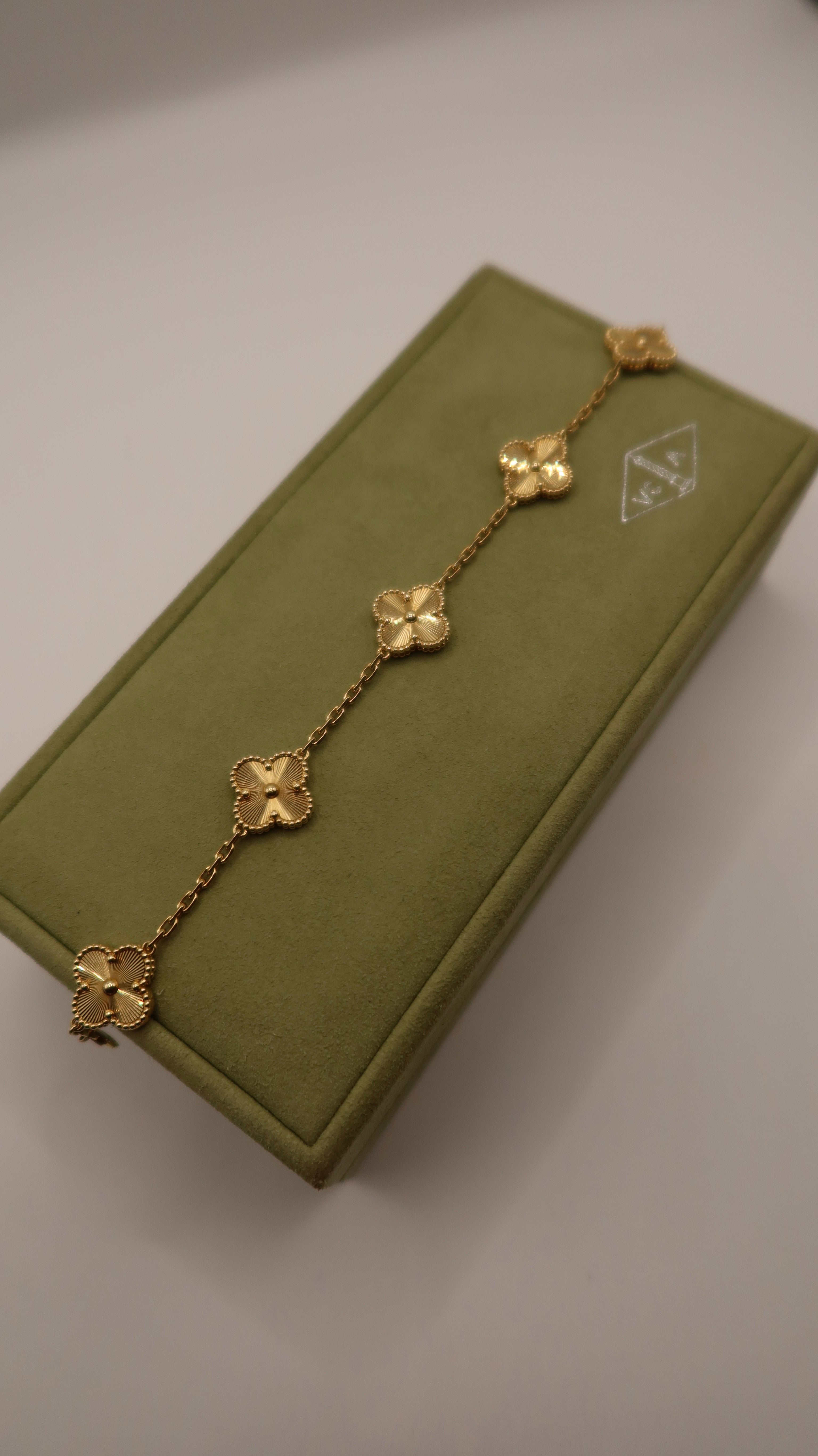 Van Cleef & Arpels Guilloche Vintage Alhambra Bracelet (YG)