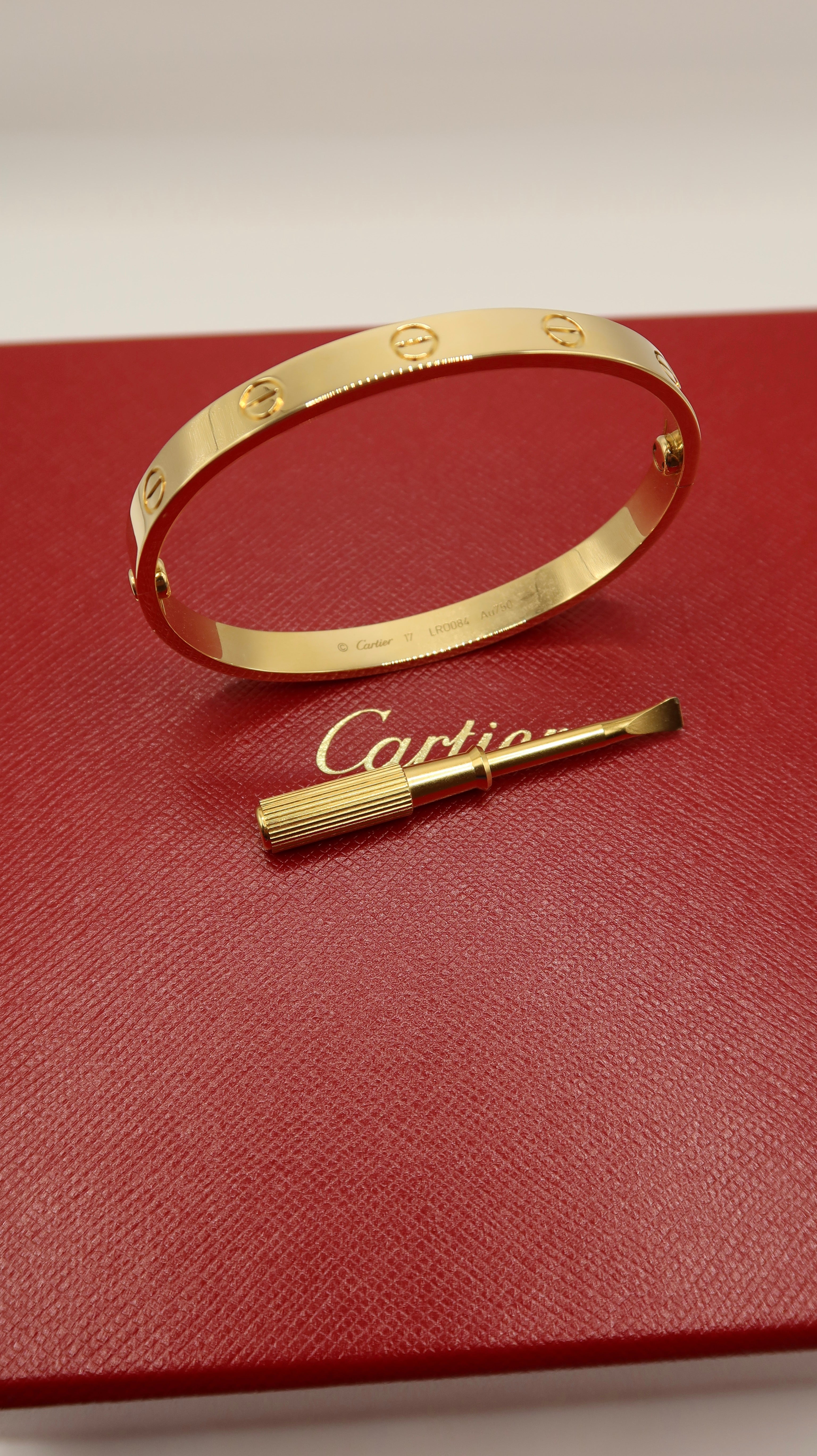 Cartier Love Bracelet (17/YG)