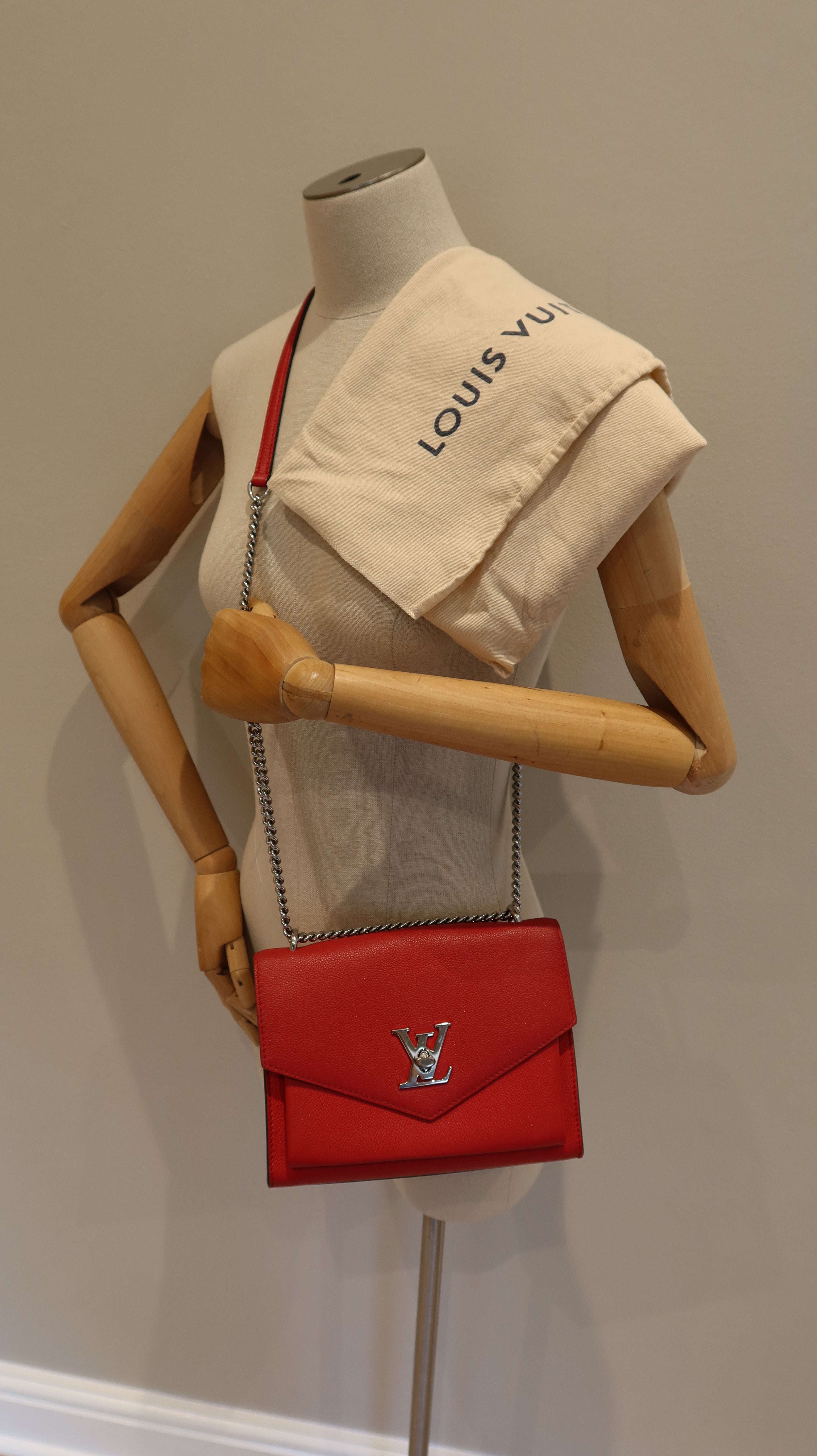 Louis Vuitton MyLockMe Chain Bag