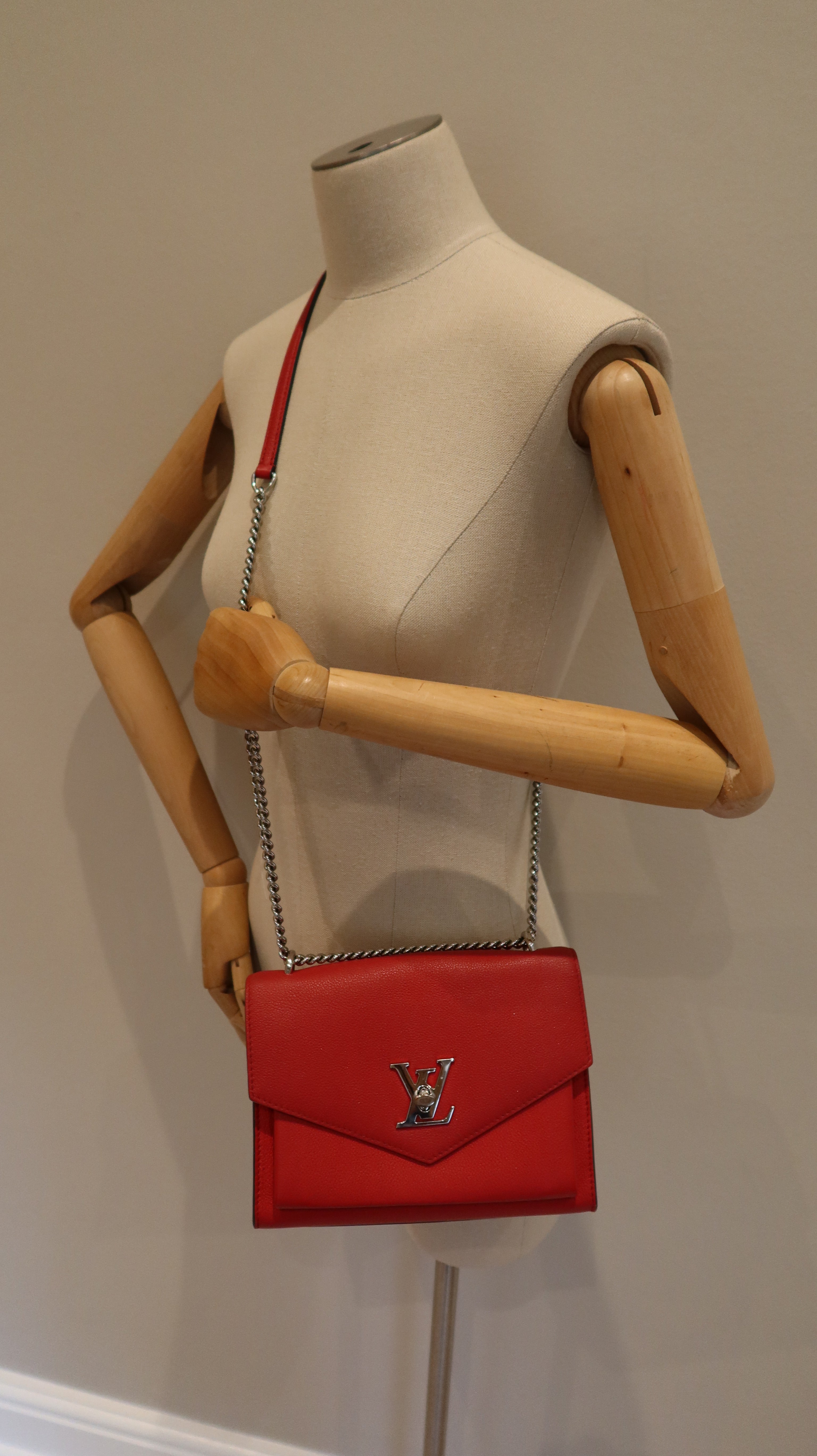 Louis Vuitton MyLockMe Chain Bag