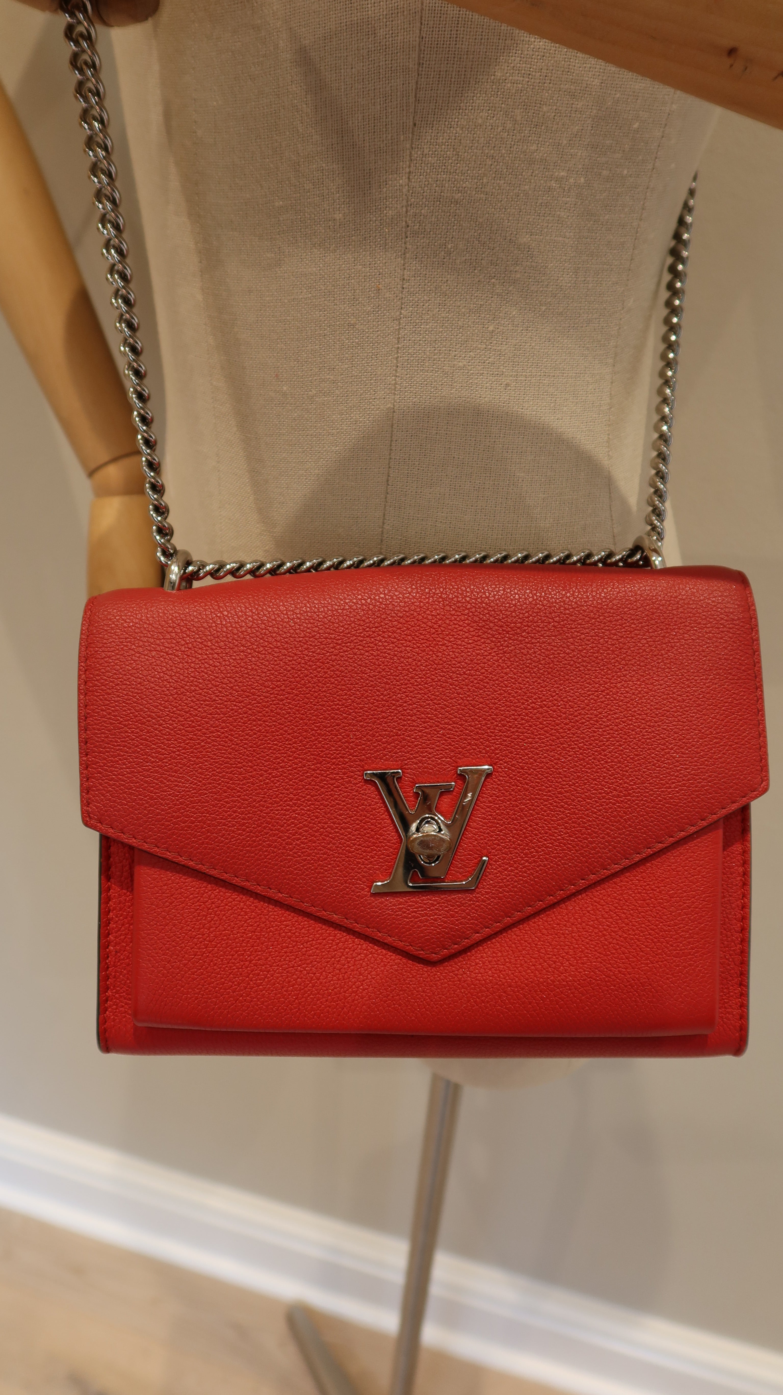 Louis Vuitton MyLockMe Chain Bag