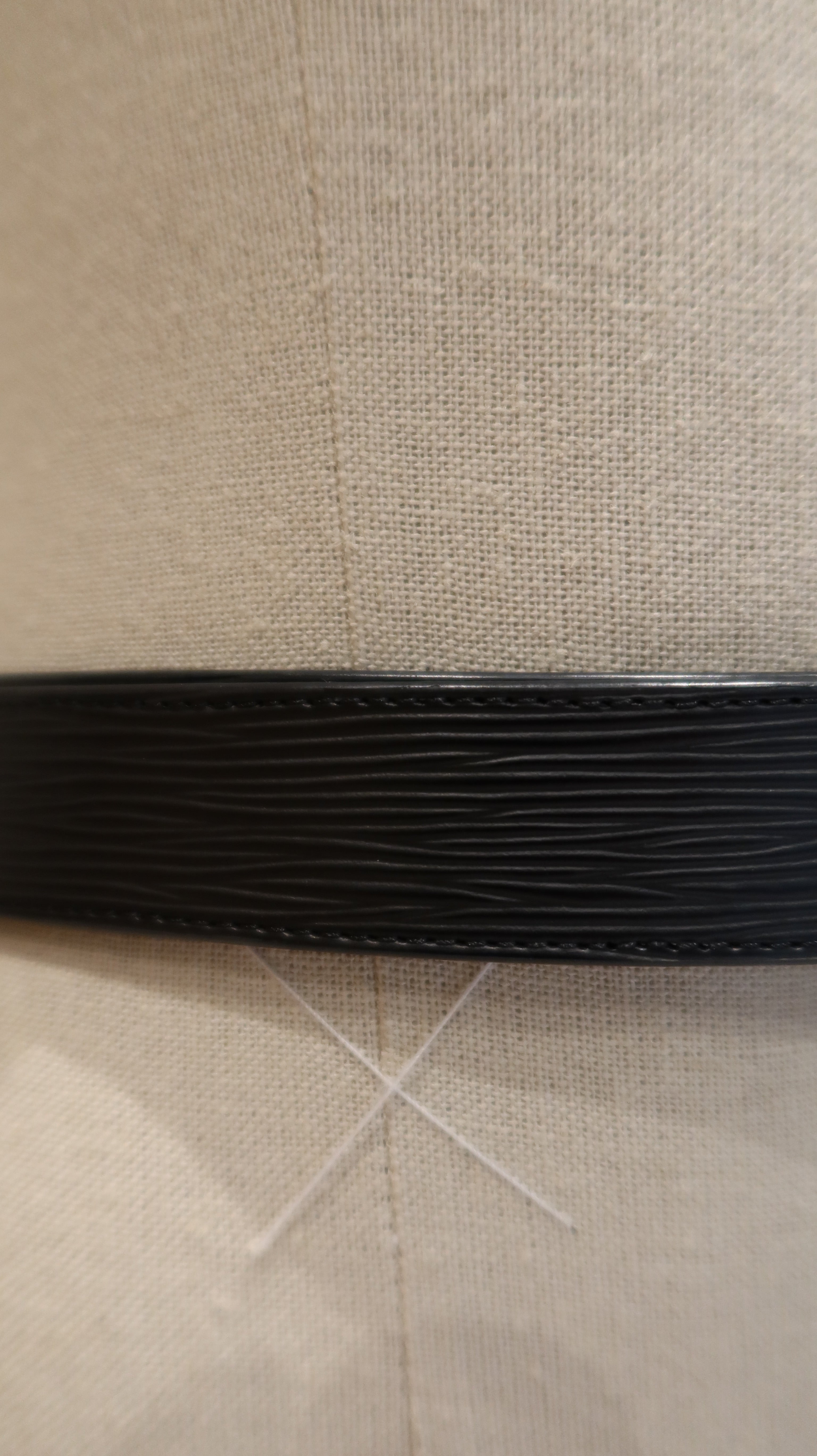 Louis Vuitton Belt (80/32)