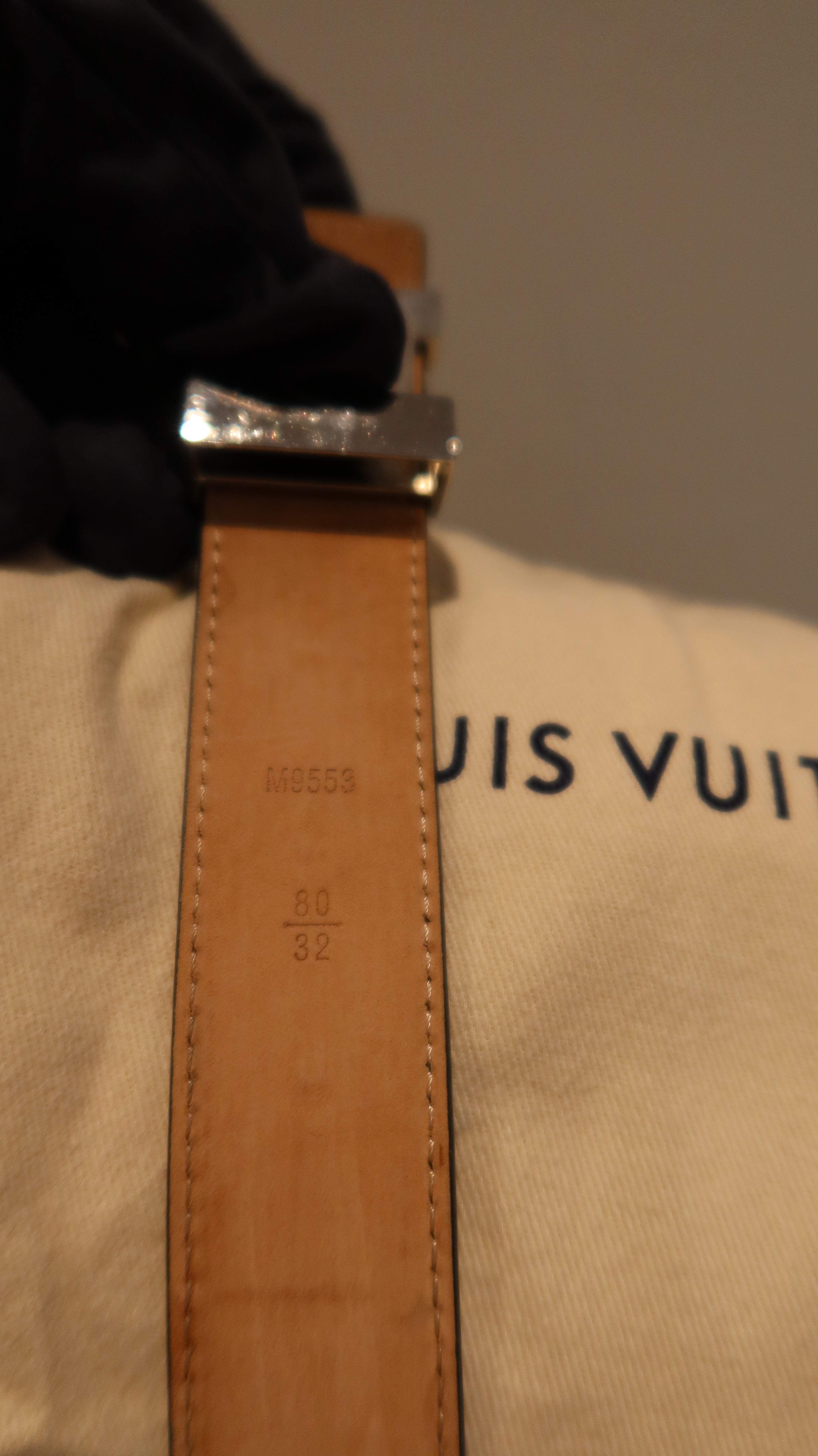 Louis Vuitton Belt (80/32)