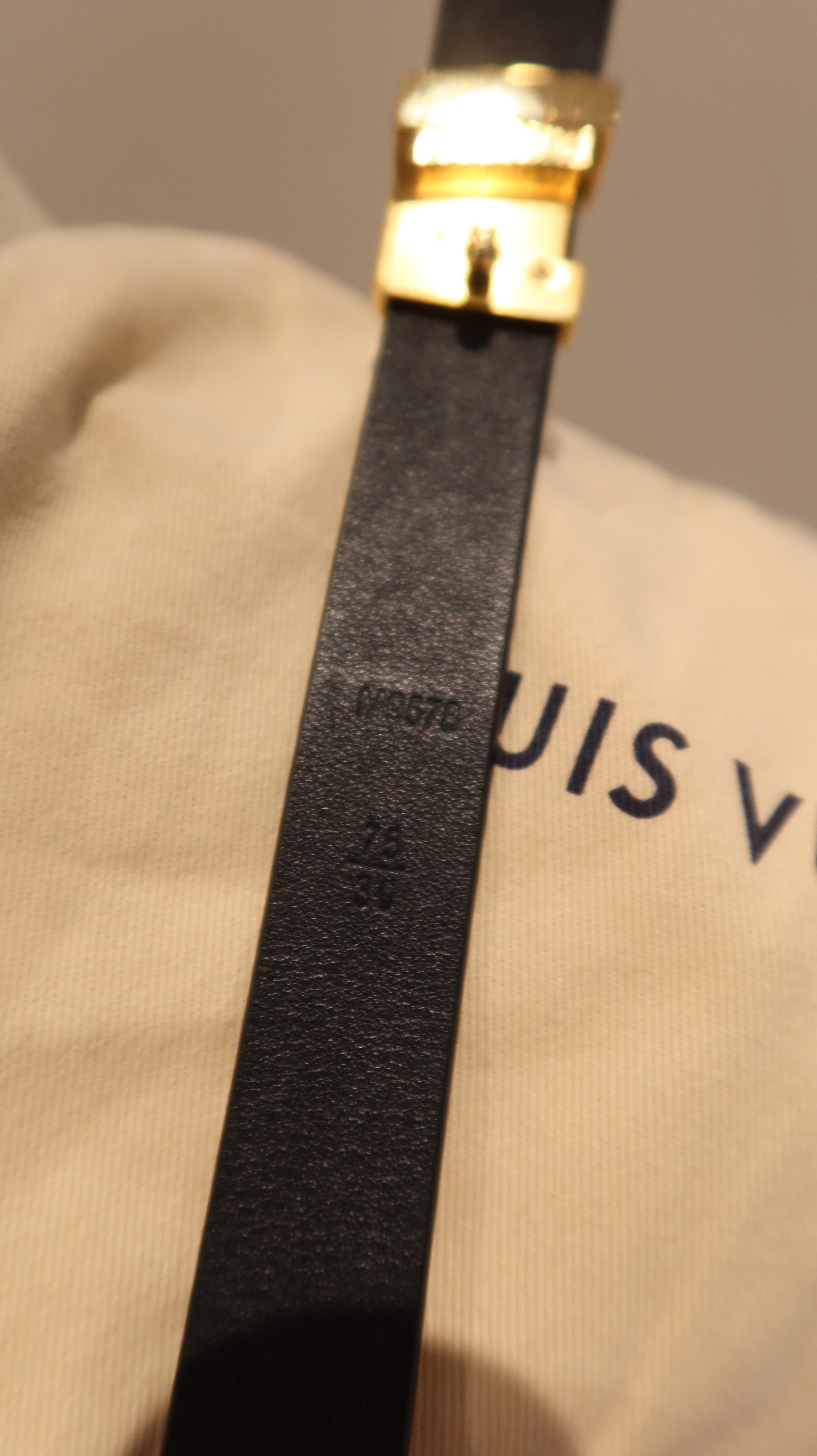 Louis Vuitton Belt (75/30)