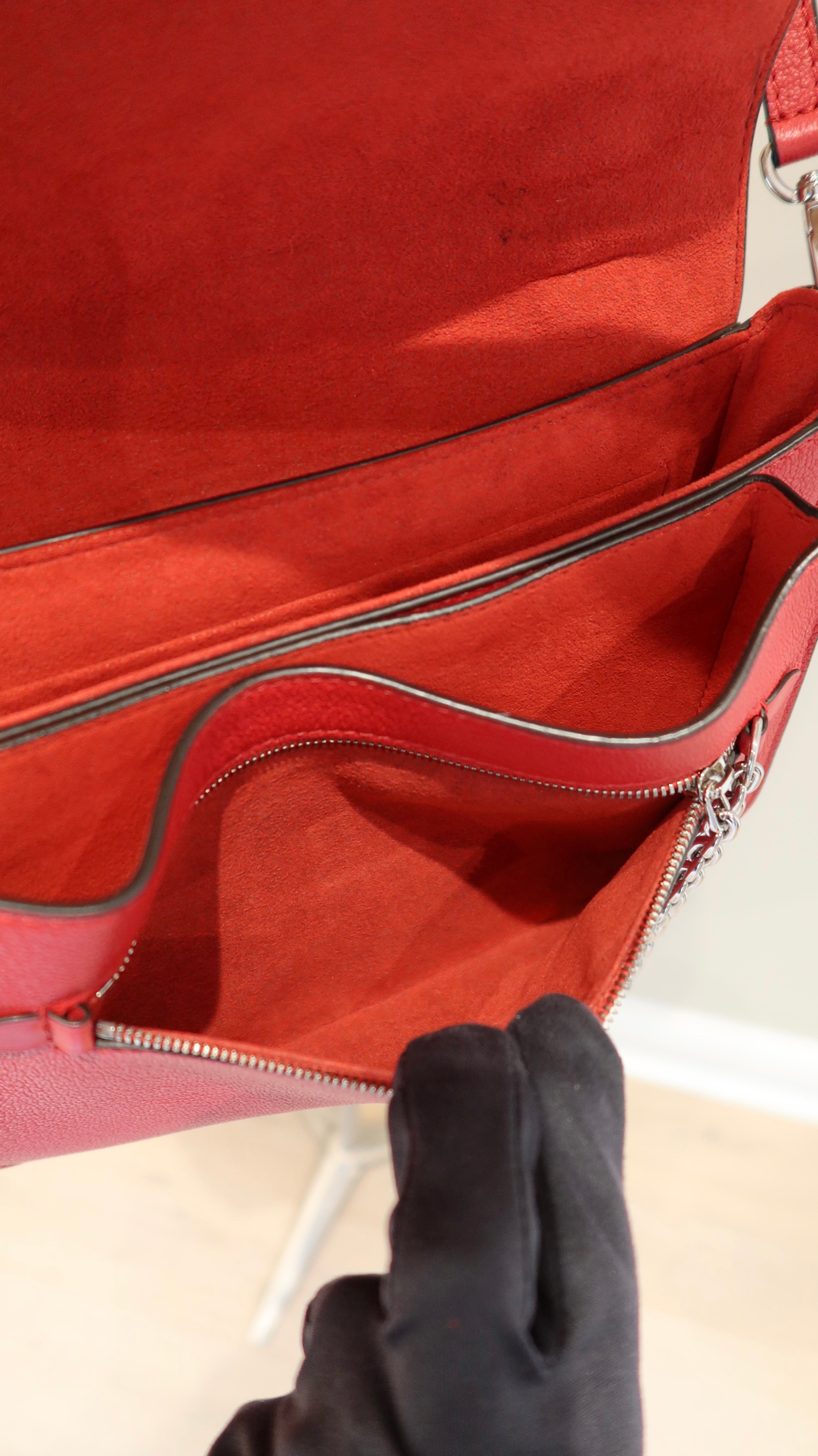 Louis Vuitton Very Messenger Bag