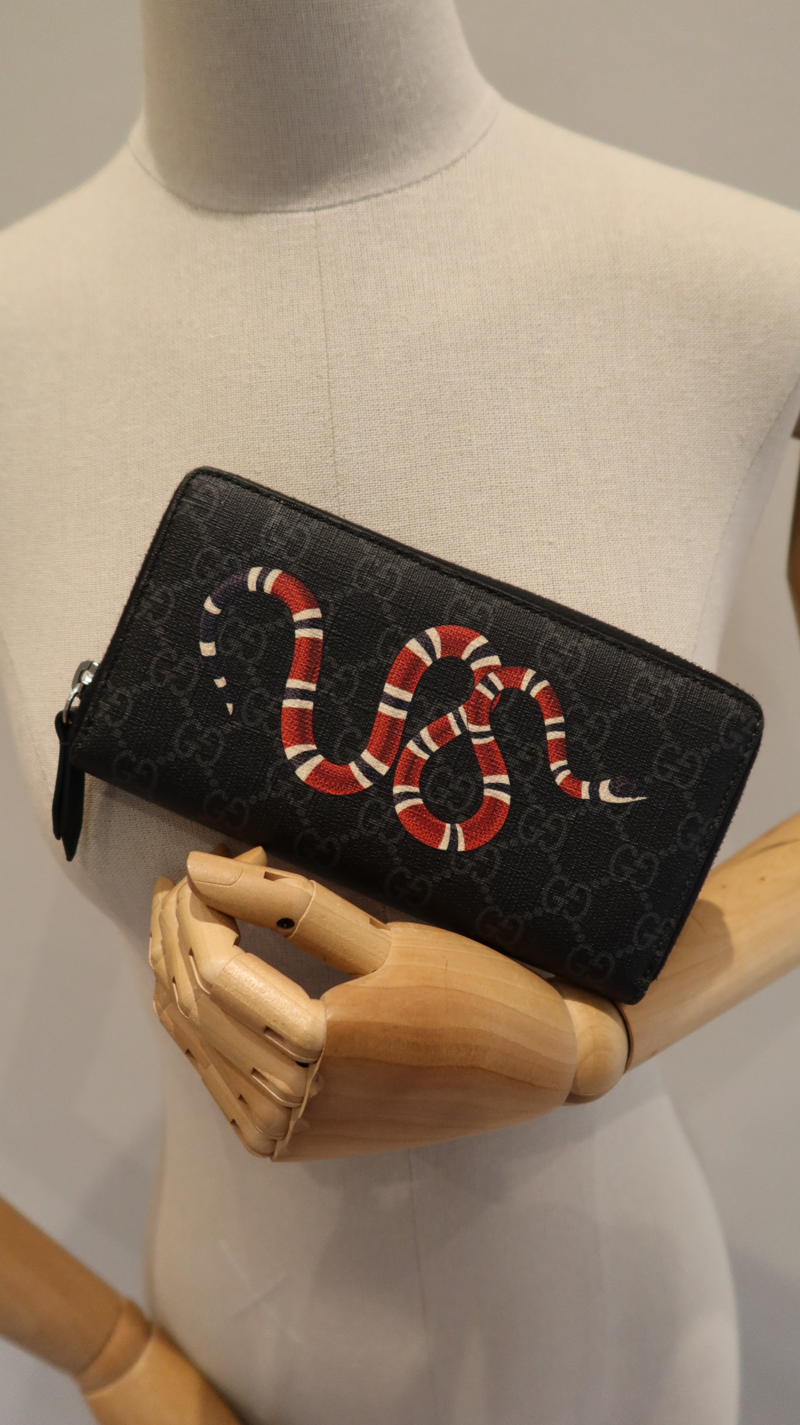 Gucci Continental Wallet