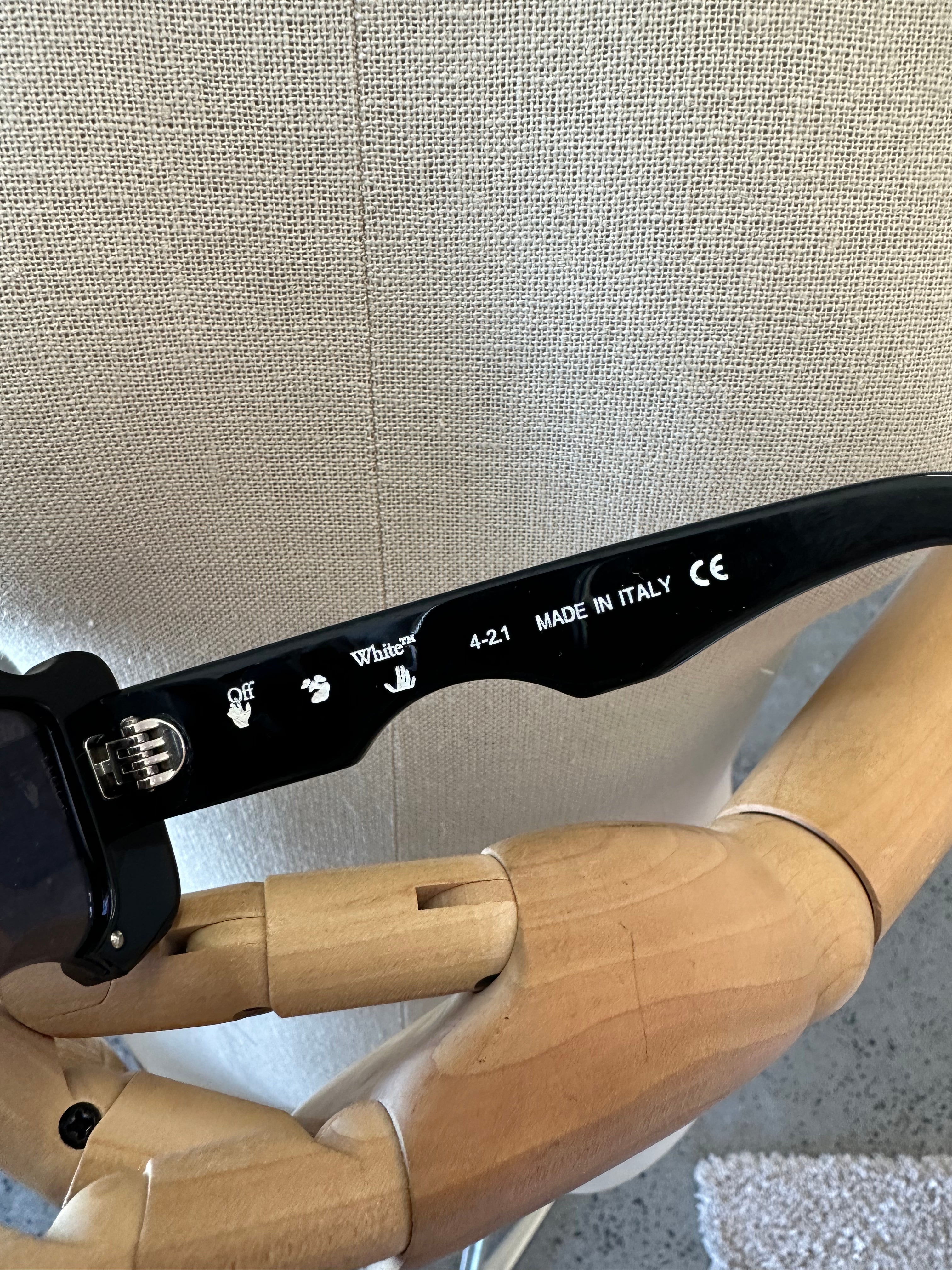 OFF WHITE Sunglasses