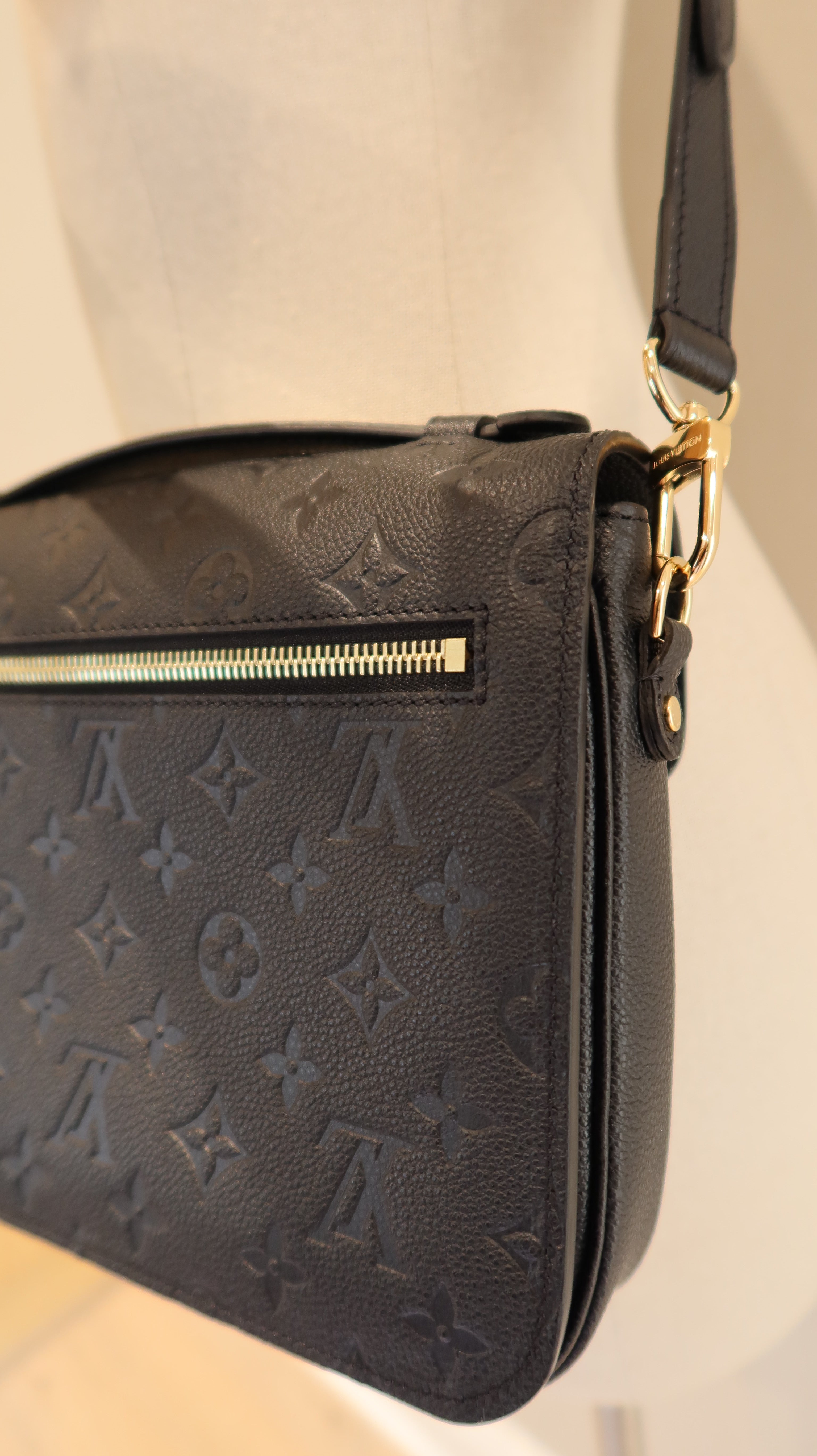 Louis Vuitton Pochette Metis