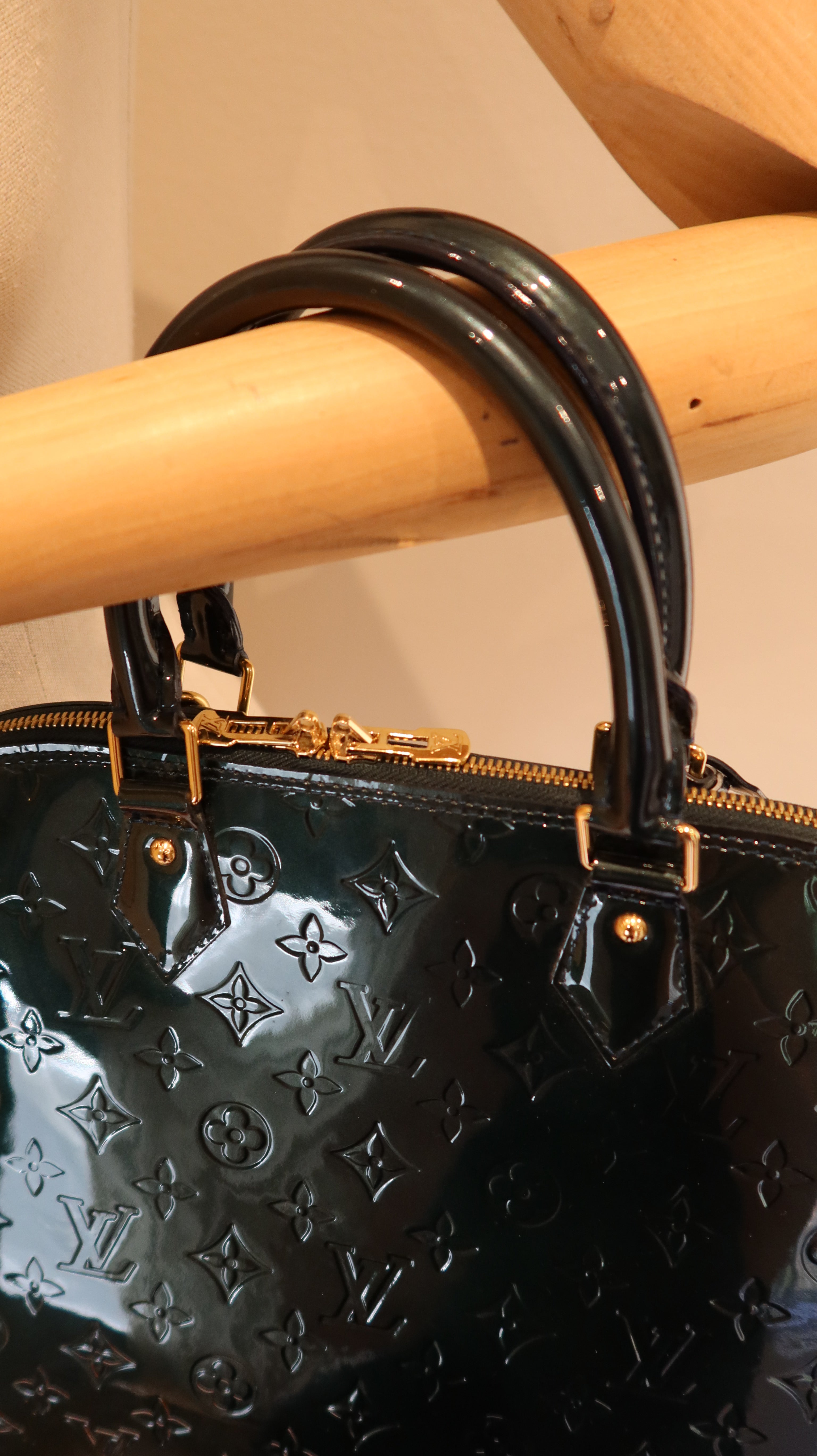 Louis Vuitton Alma GM