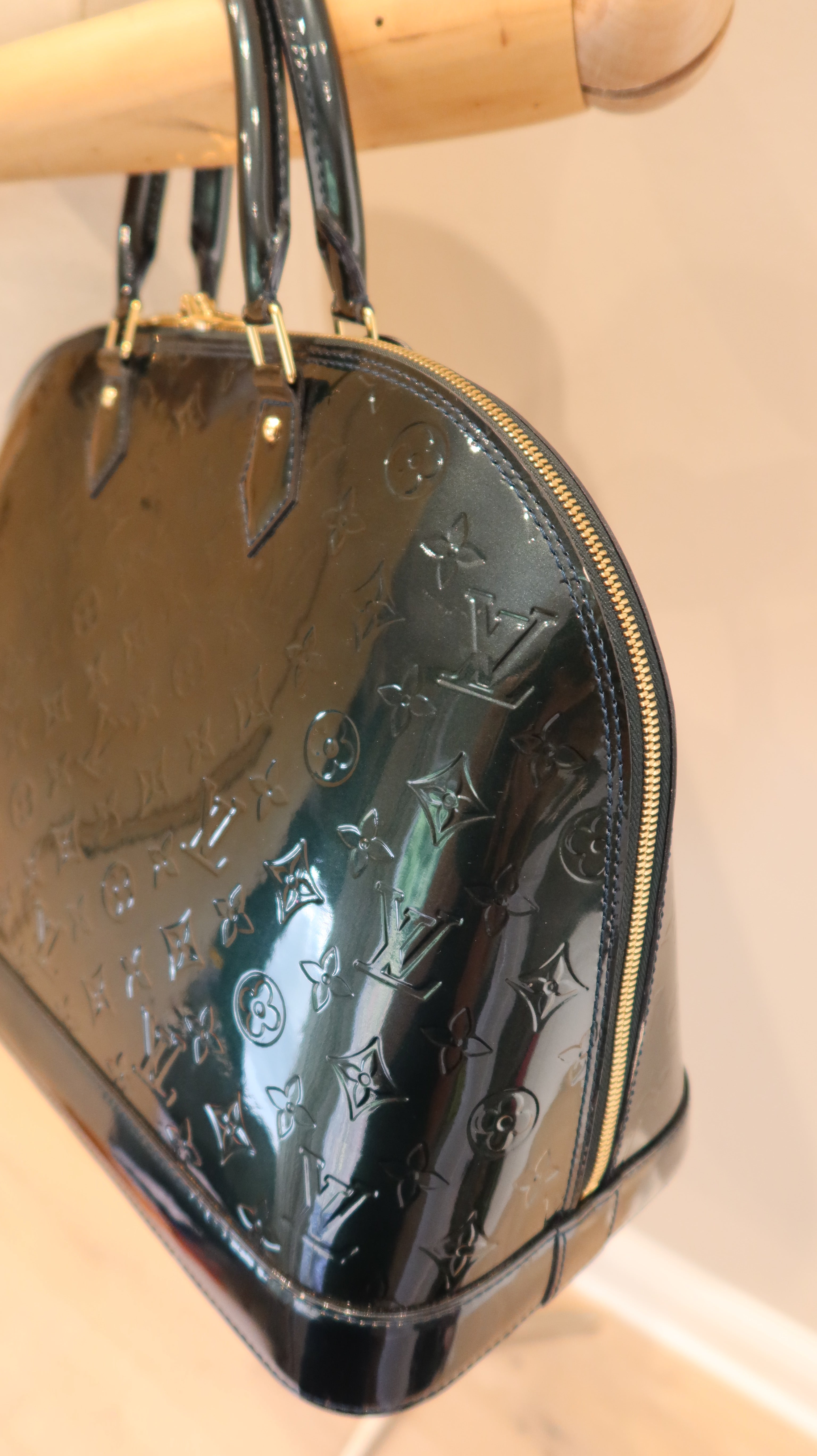 Louis Vuitton Alma GM