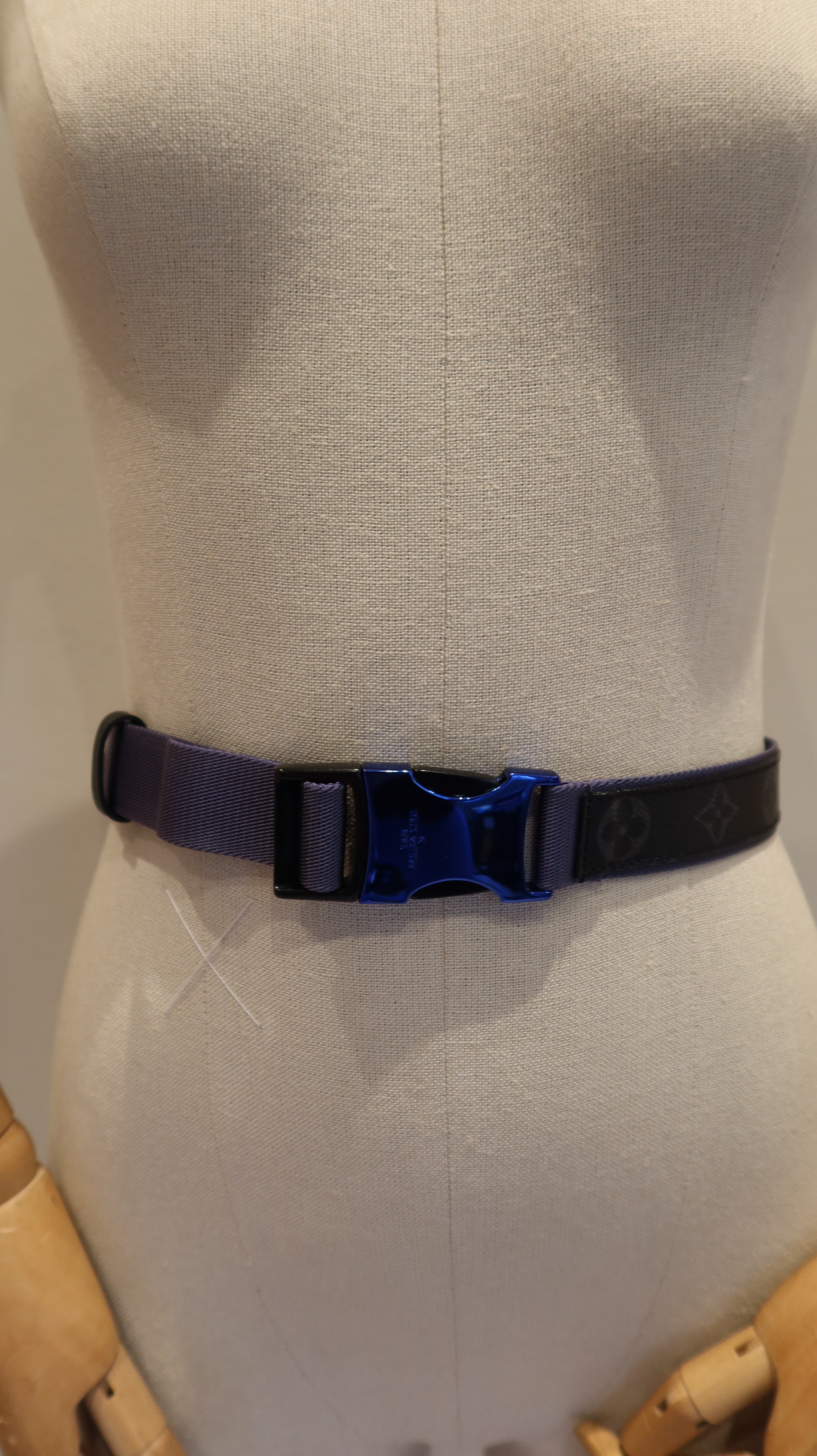 Louis Vuitton Belt (100/40)