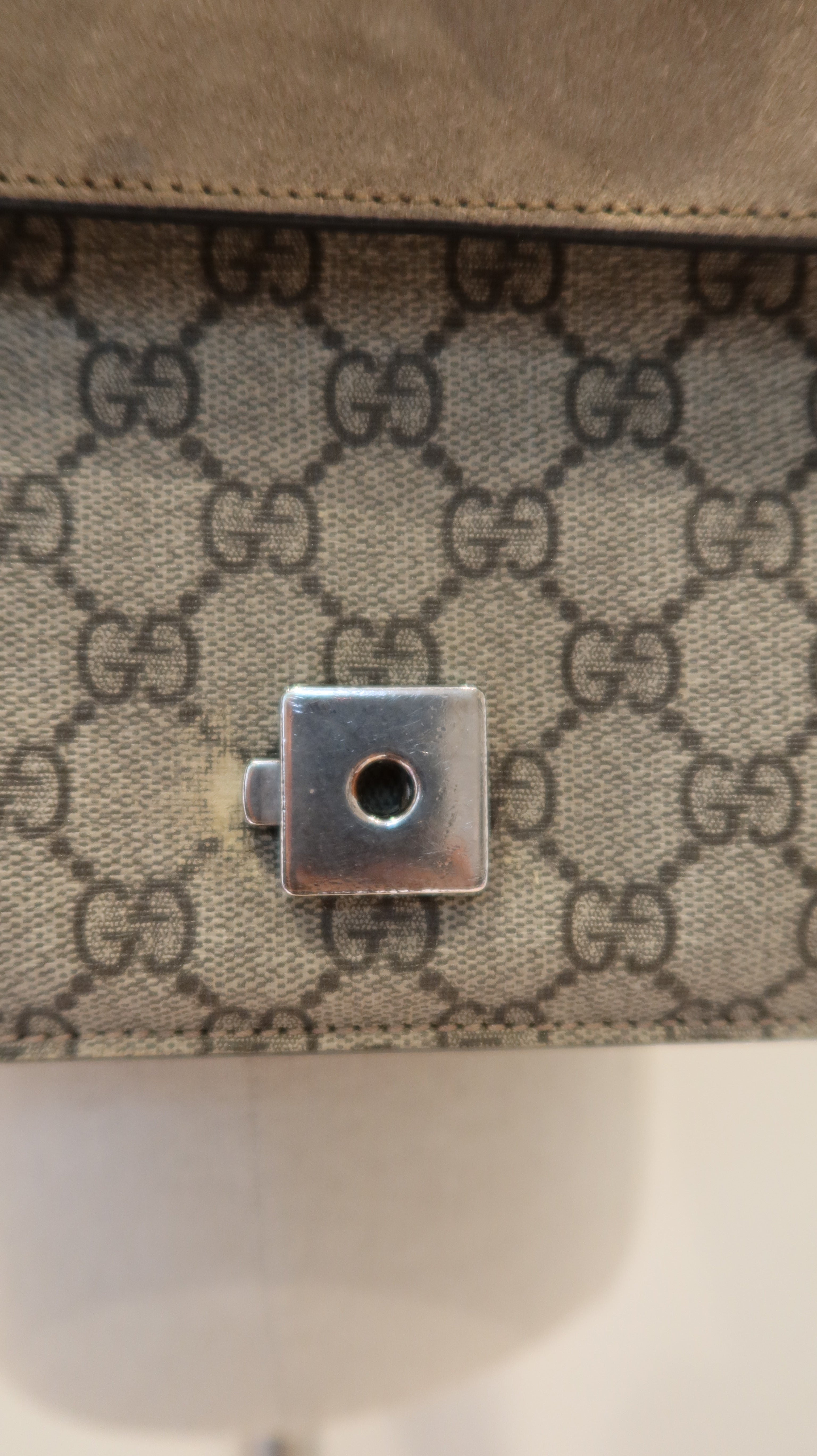Gucci Dionysus GG Supreme Bag