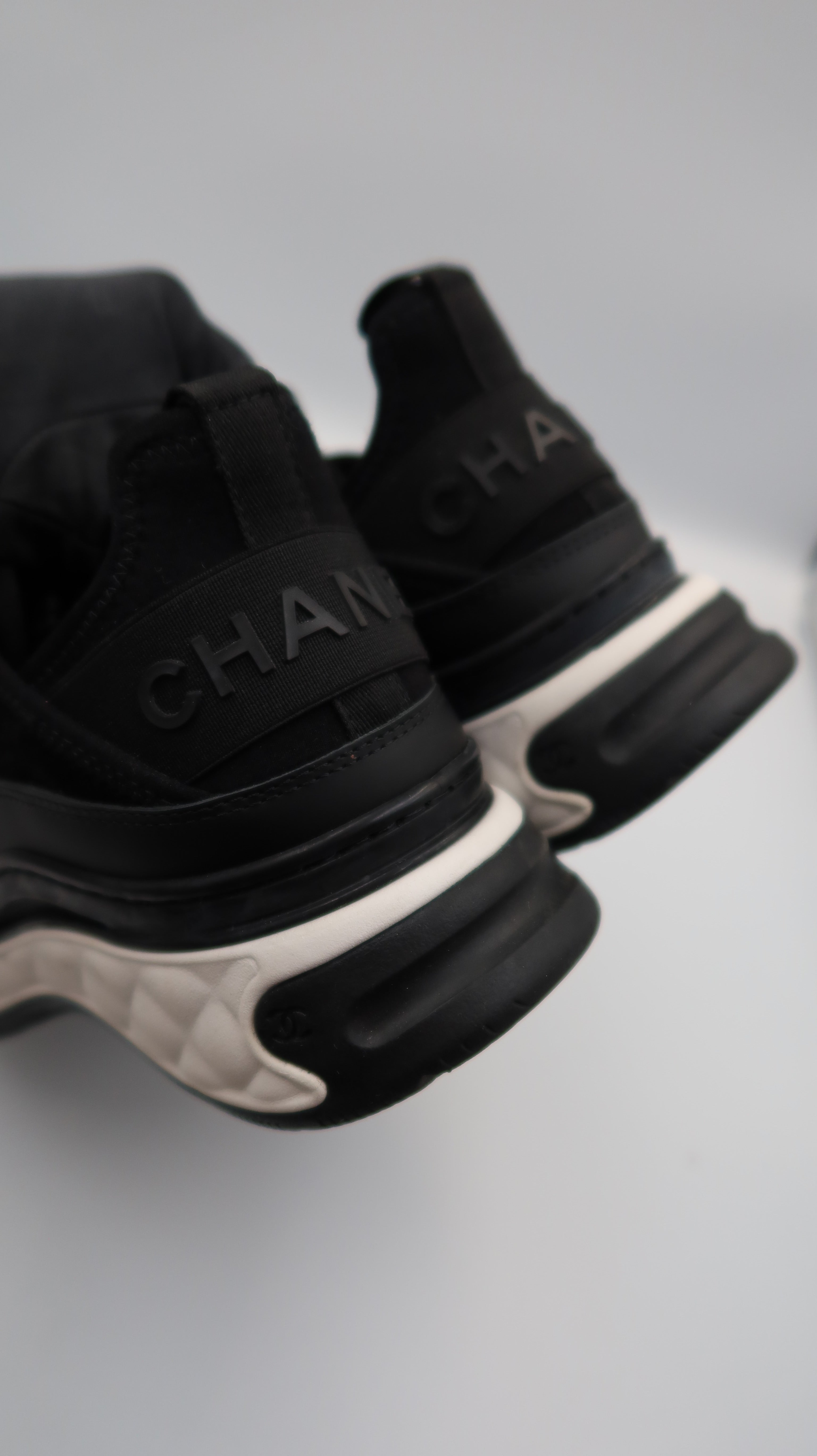 Chanel Sneakers (EU37)