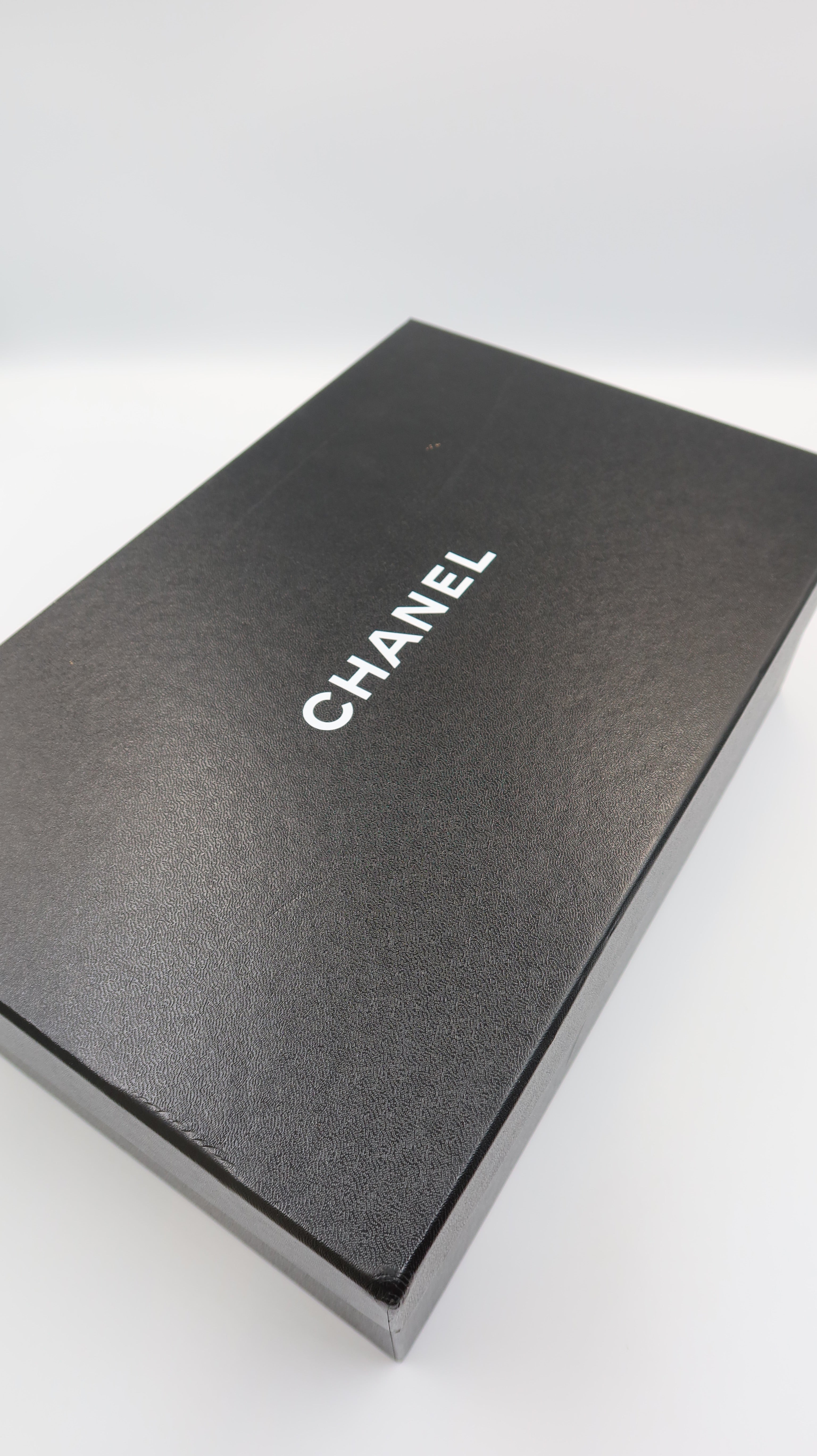 Chanel Sneakers (EU37)