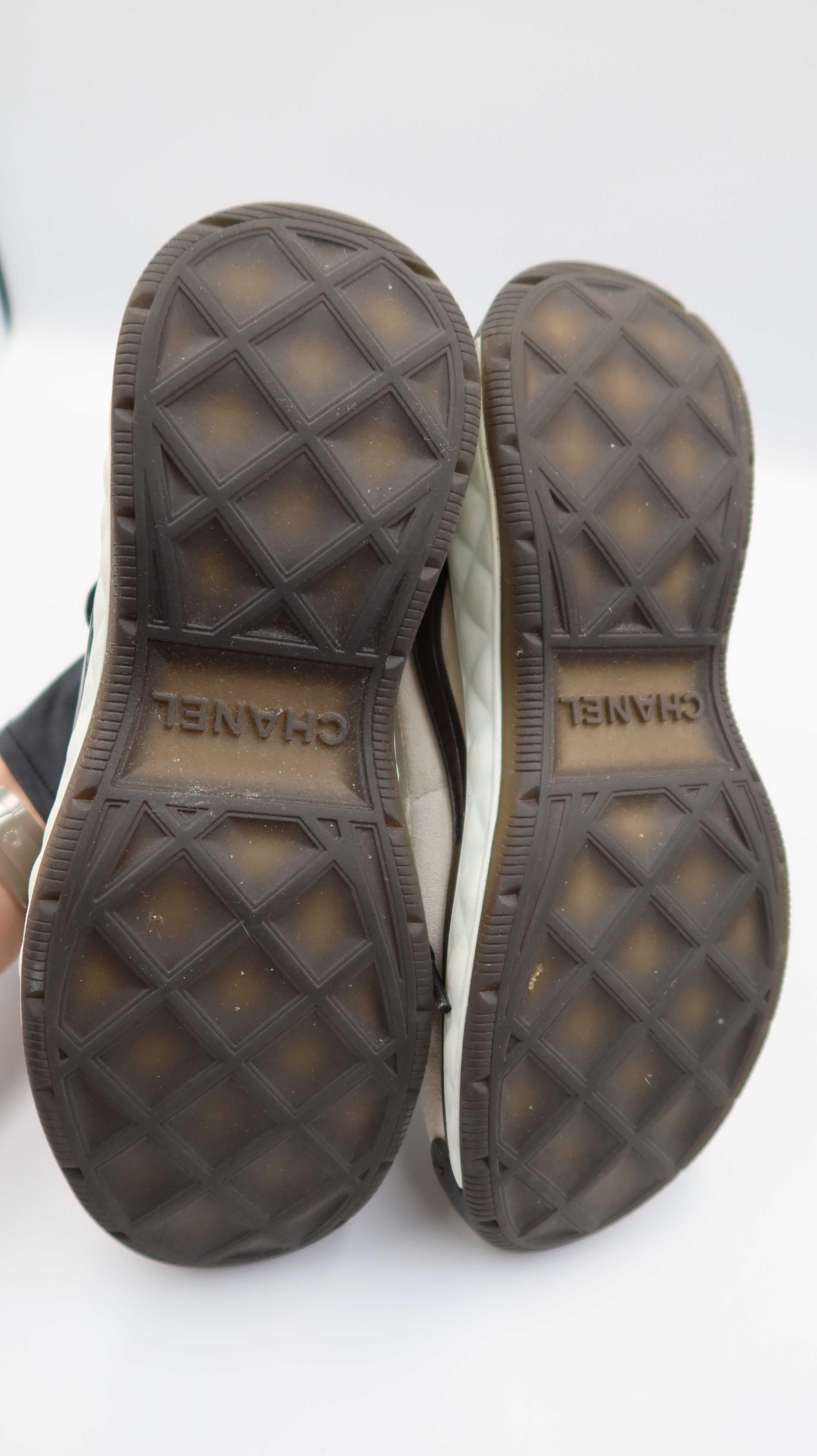 Chanel Sneakers (EU37)