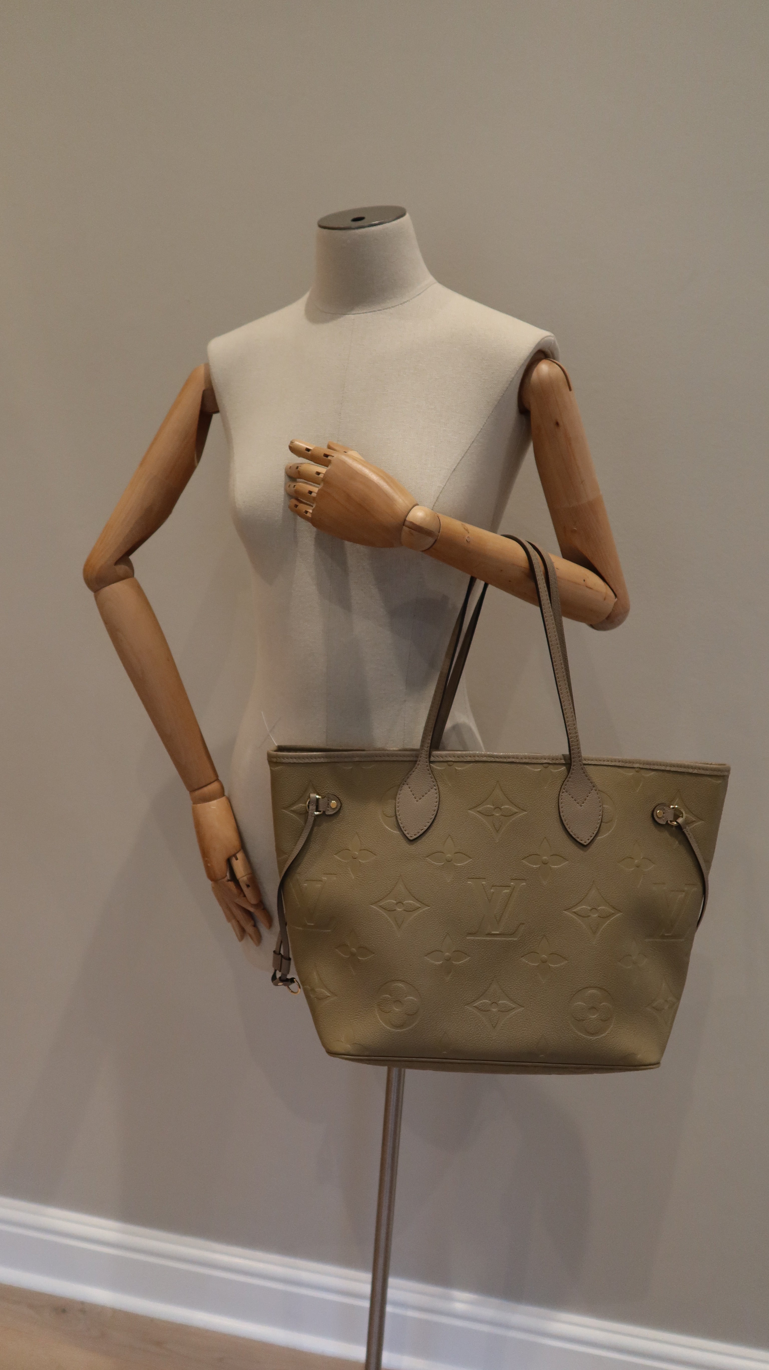 Louis Vuitton Neverfull MM